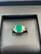 18K Yellow Gold Emerald & Diamond Ring Emerald 6.04 Cts