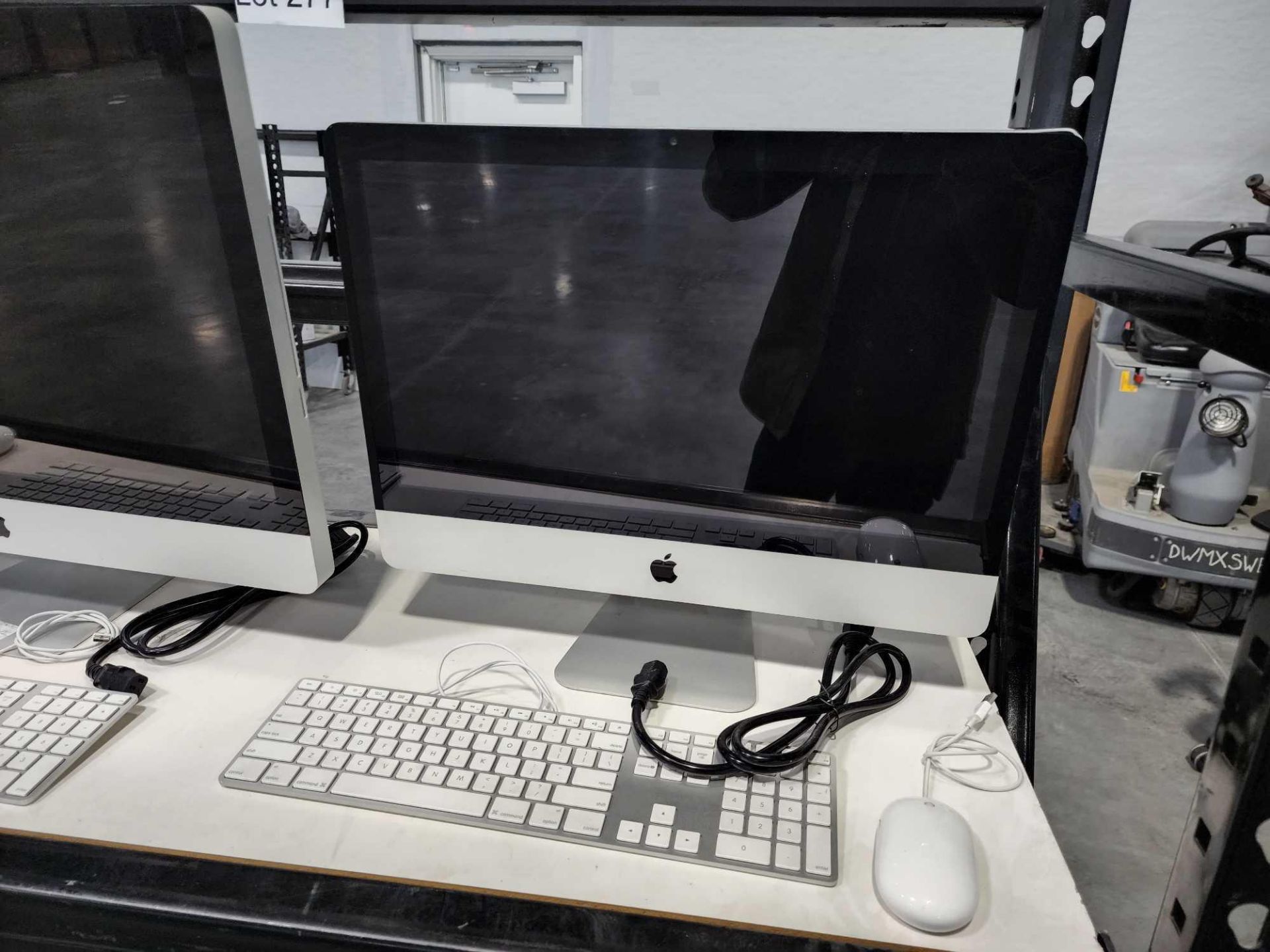 3 iMacs and misc electronics - Image 2 of 6