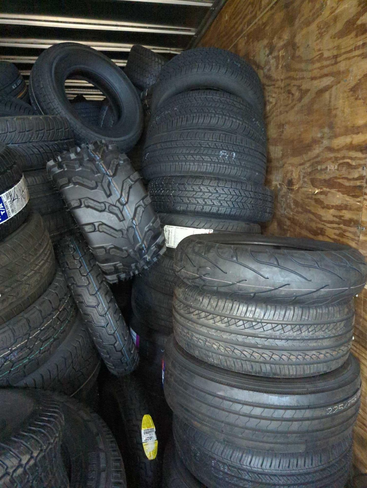 TIRES - Image 7 of 18