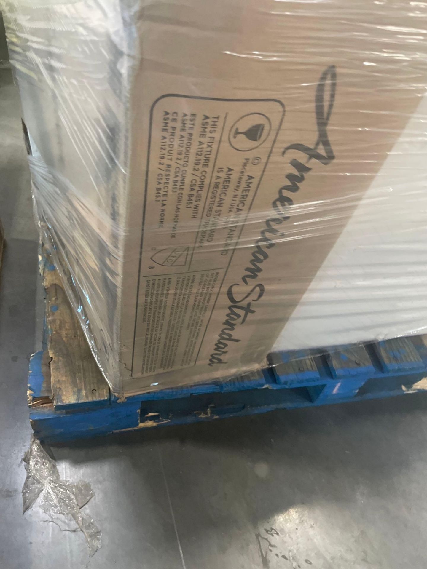 Two Pallets - Image 11 of 18