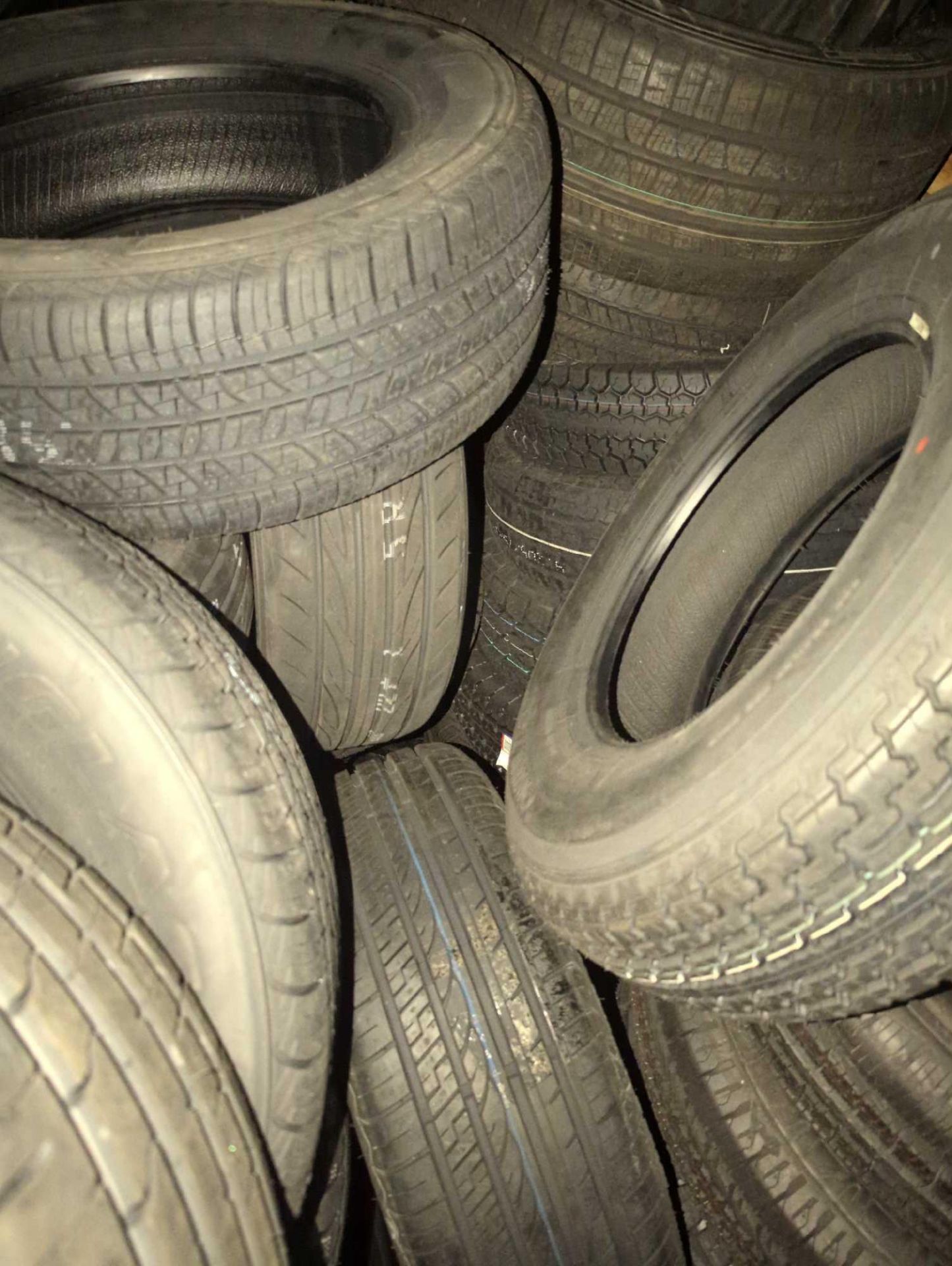 TIRES - Image 17 of 18