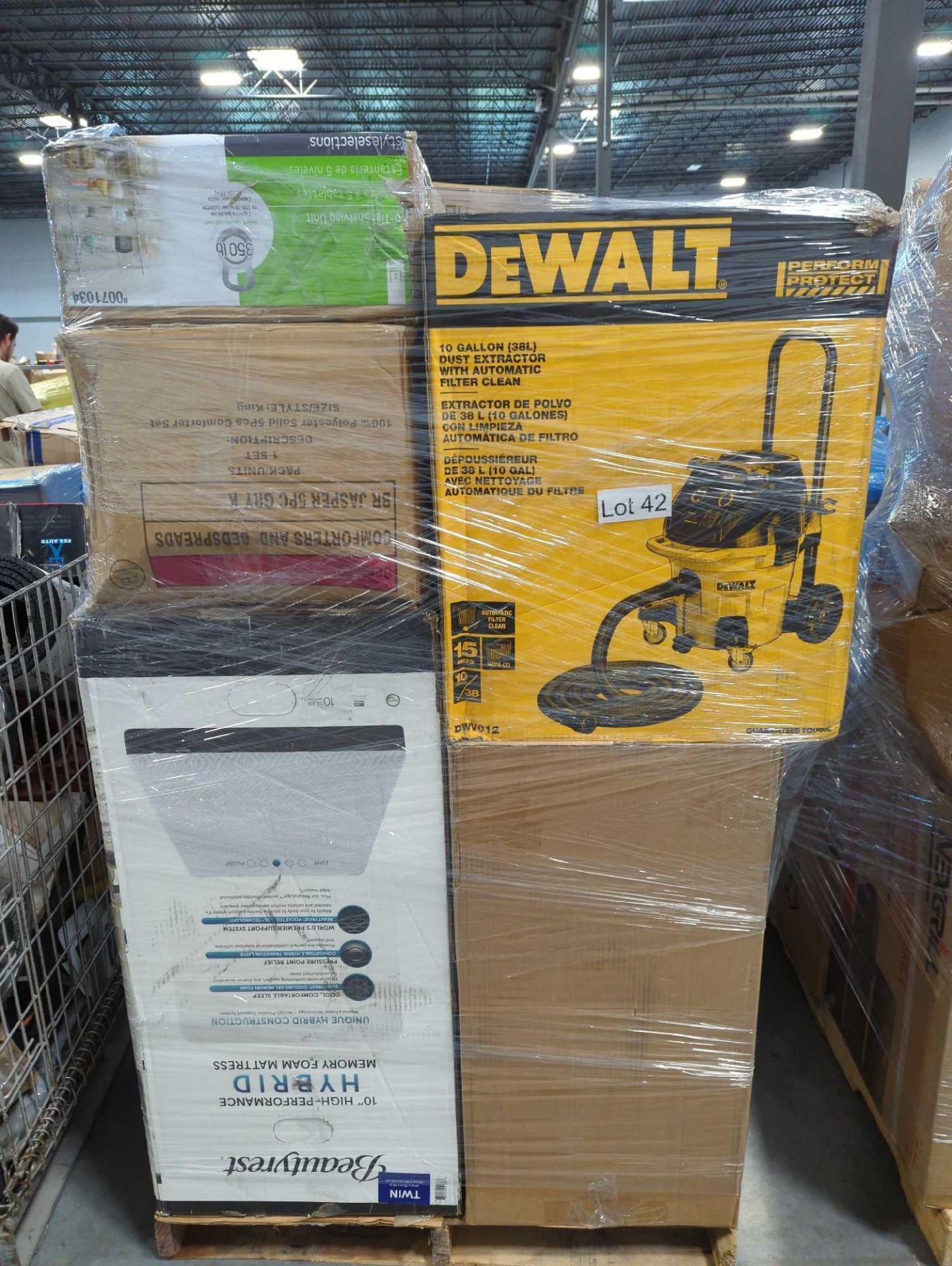 pool/DeWalt dust extractor/generator