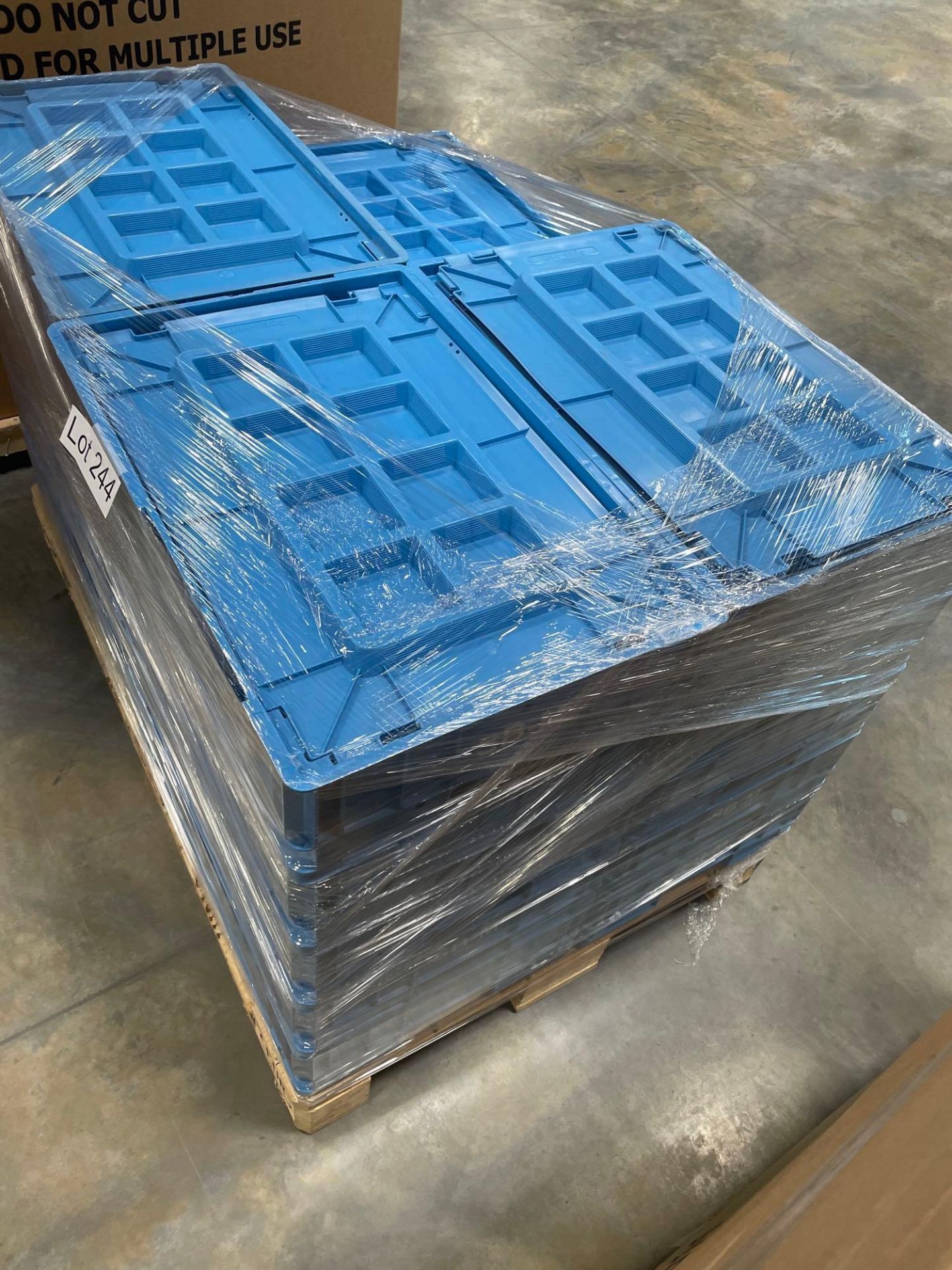 pallet of blue stackable bins - Image 3 of 4