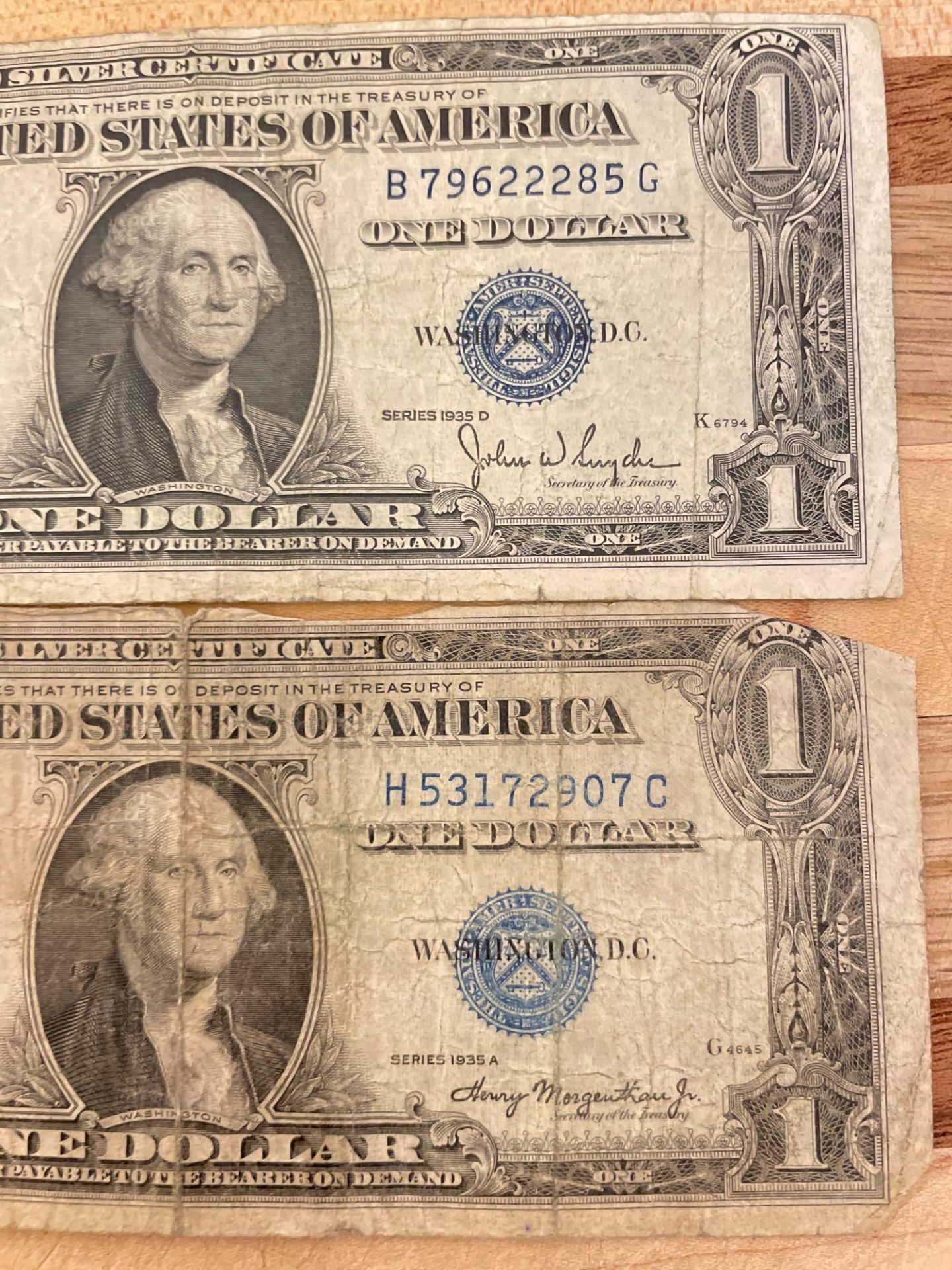 1935A $1 Silver Certificate & 1935D $1 Silver Certificate - Image 2 of 3