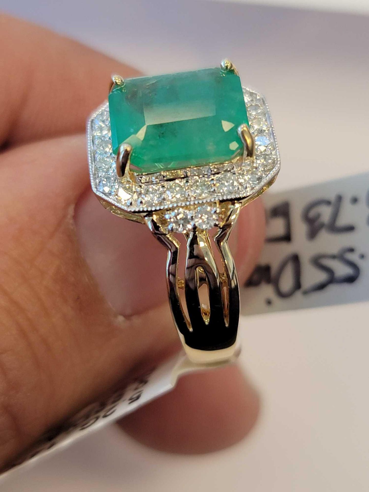 14KT yellow gold diamond and emerald ring - Image 3 of 8