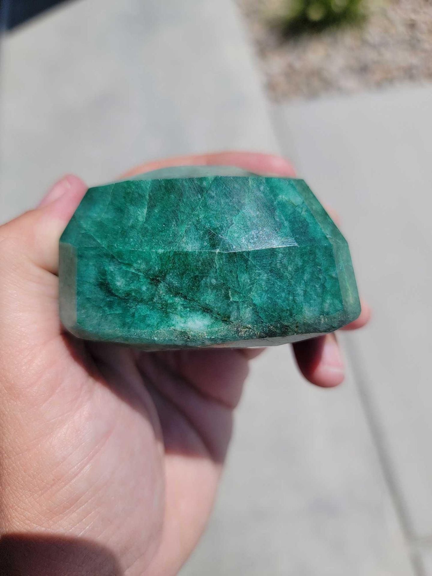 1541 cts Green Beryl - Image 6 of 7