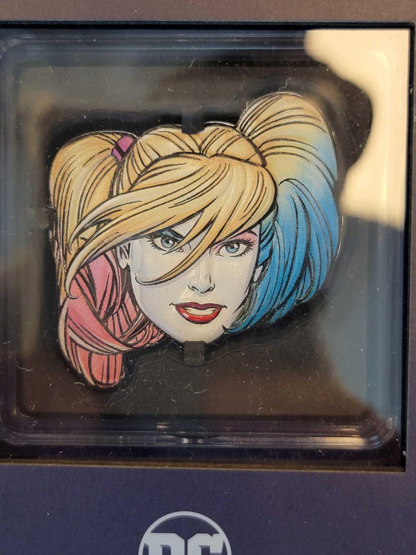 Faces of Gotham - Harley Quinn 1 oz Silver Collectible Coin - Image 2 of 12