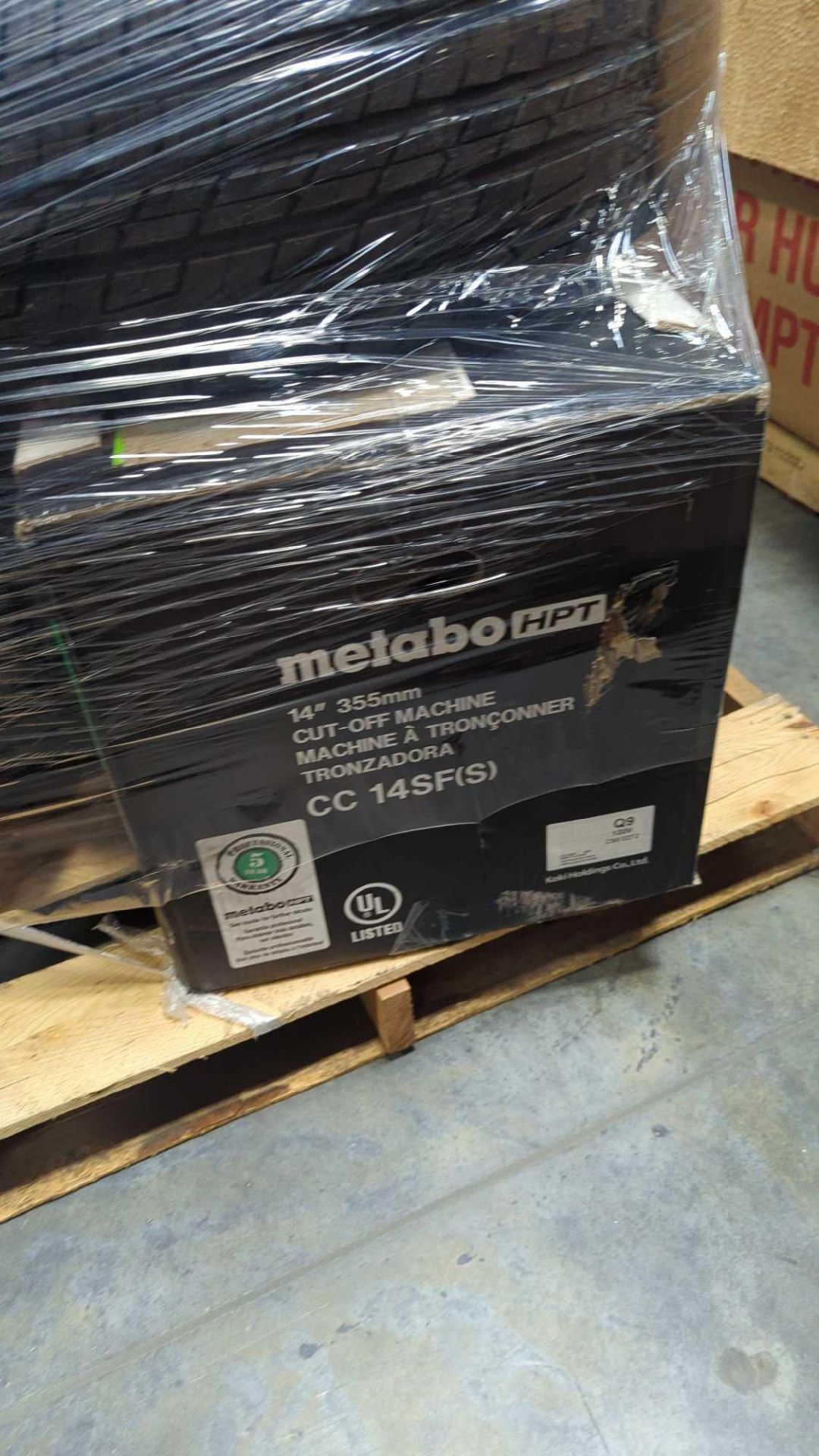 metabo cutoff machine and tires - Image 3 of 7
