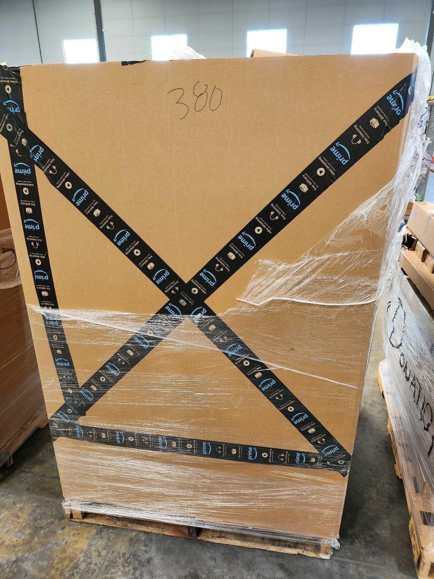 Pallet of Misc Amazon returns and other items