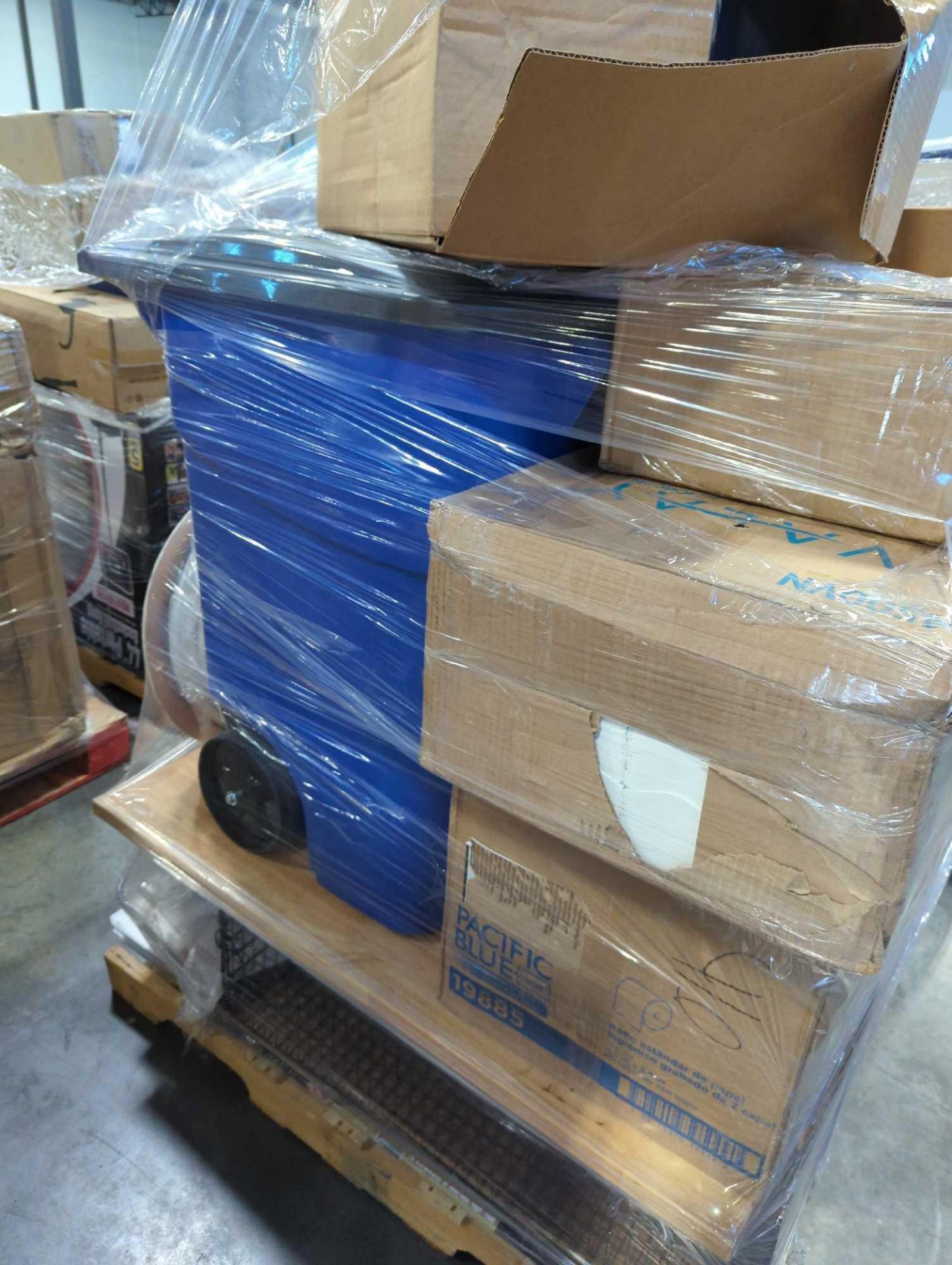 Two Pallets - Image 11 of 12