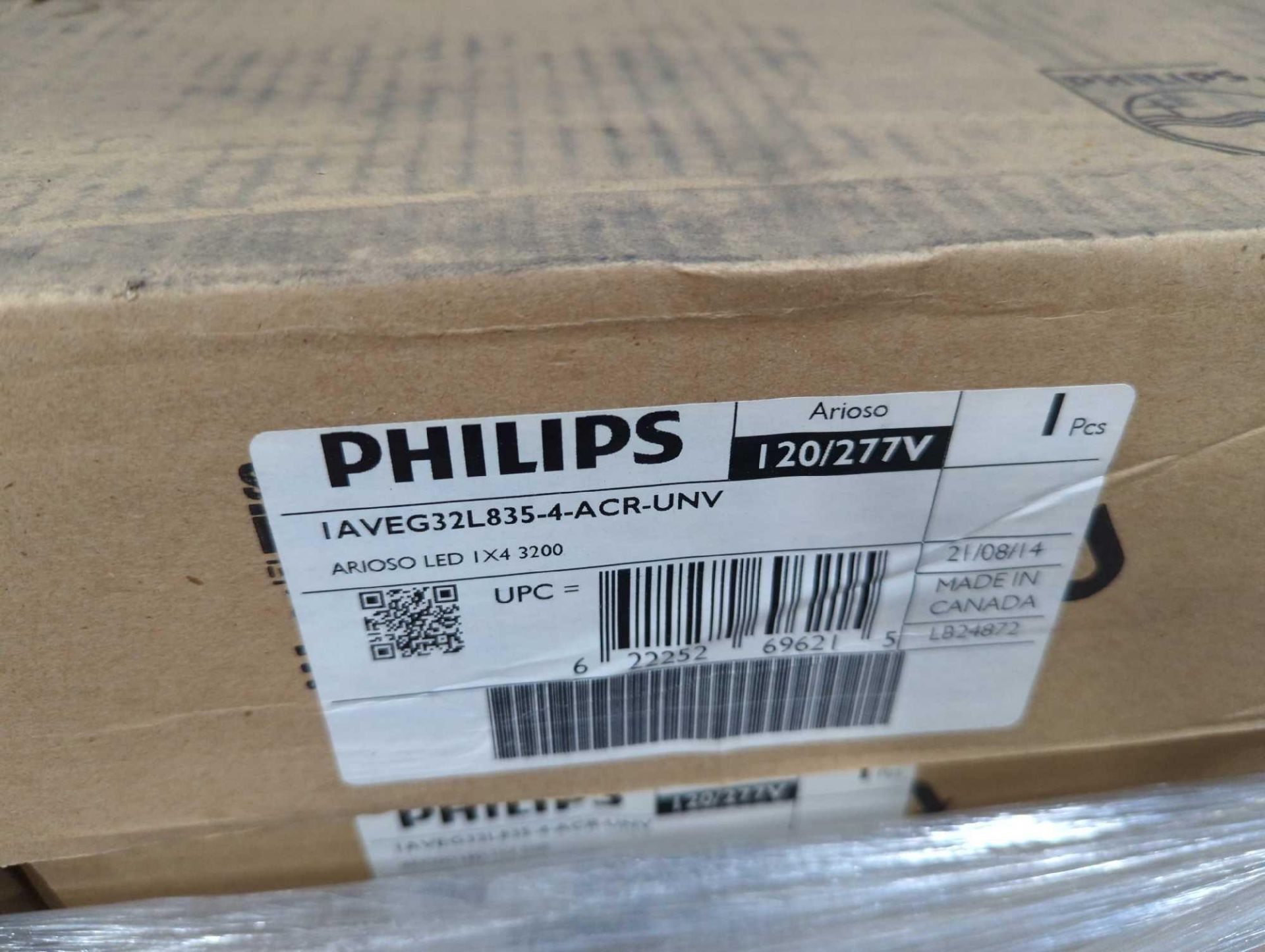 (1) Pallet Philips Evokit 2x2, Philips Arioso LED 1x4 3200 Lights - Image 2 of 7