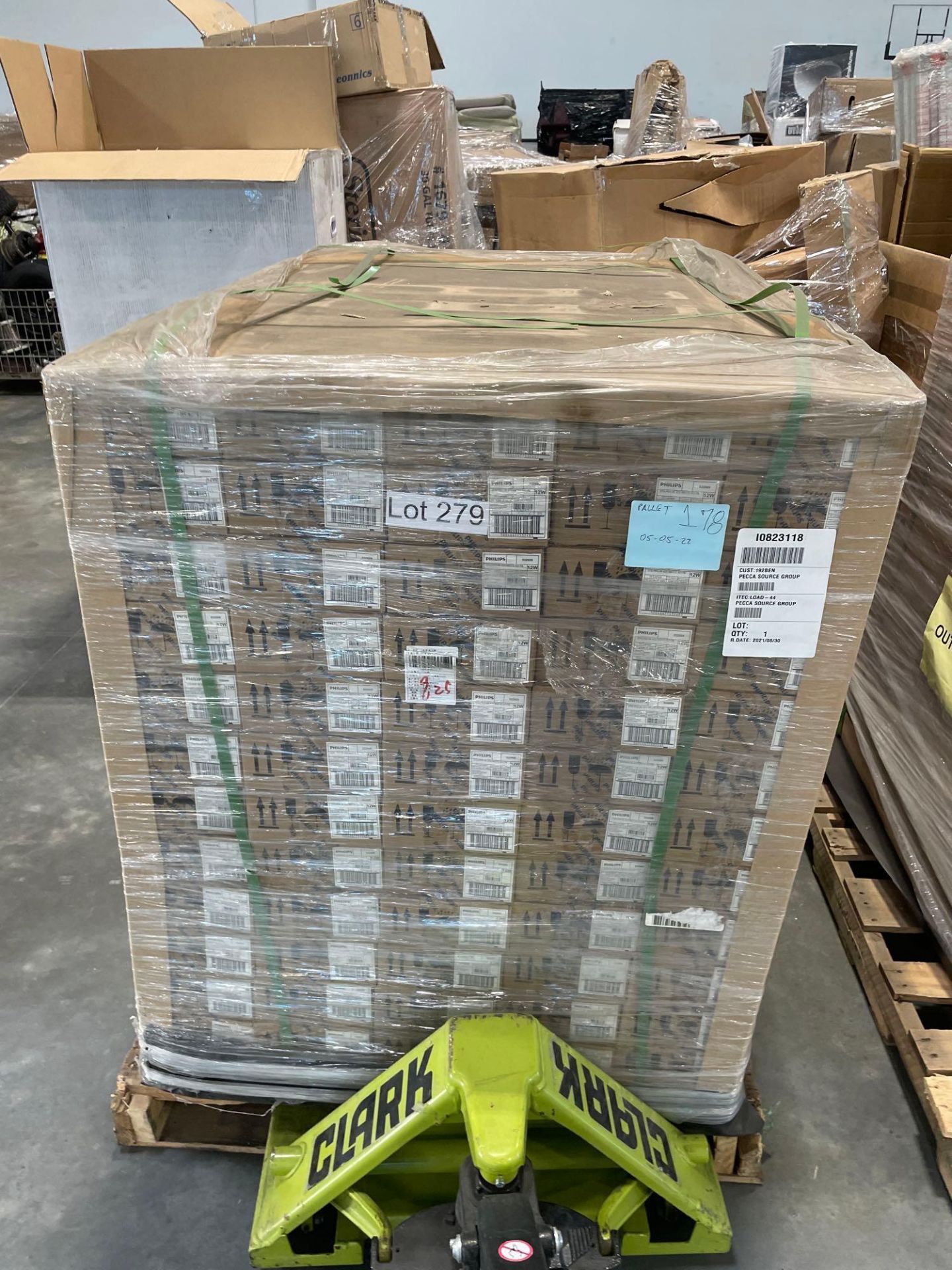 Pallet- Philips 12T8 12 W 10 Lamps per box