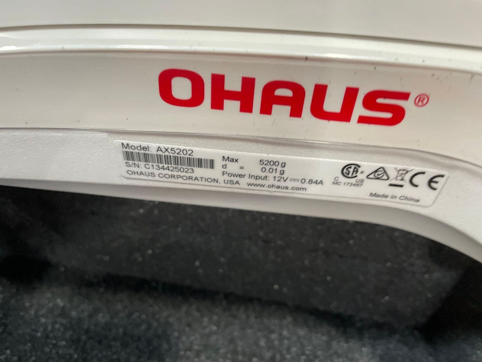 Ohaus Adventurer Scale Model: AX5205 - Image 2 of 4