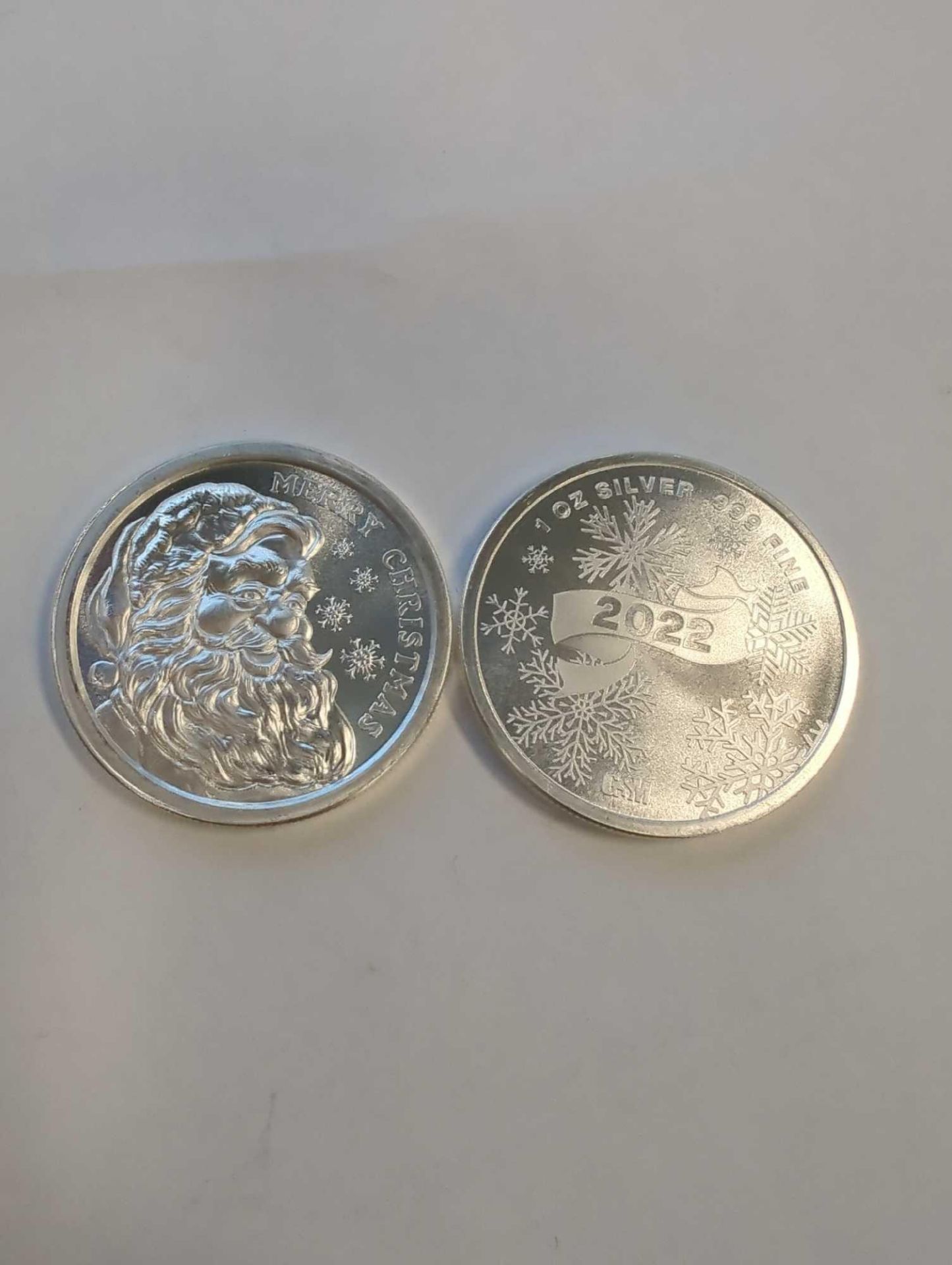 2 2022 merry Christmas silver coins