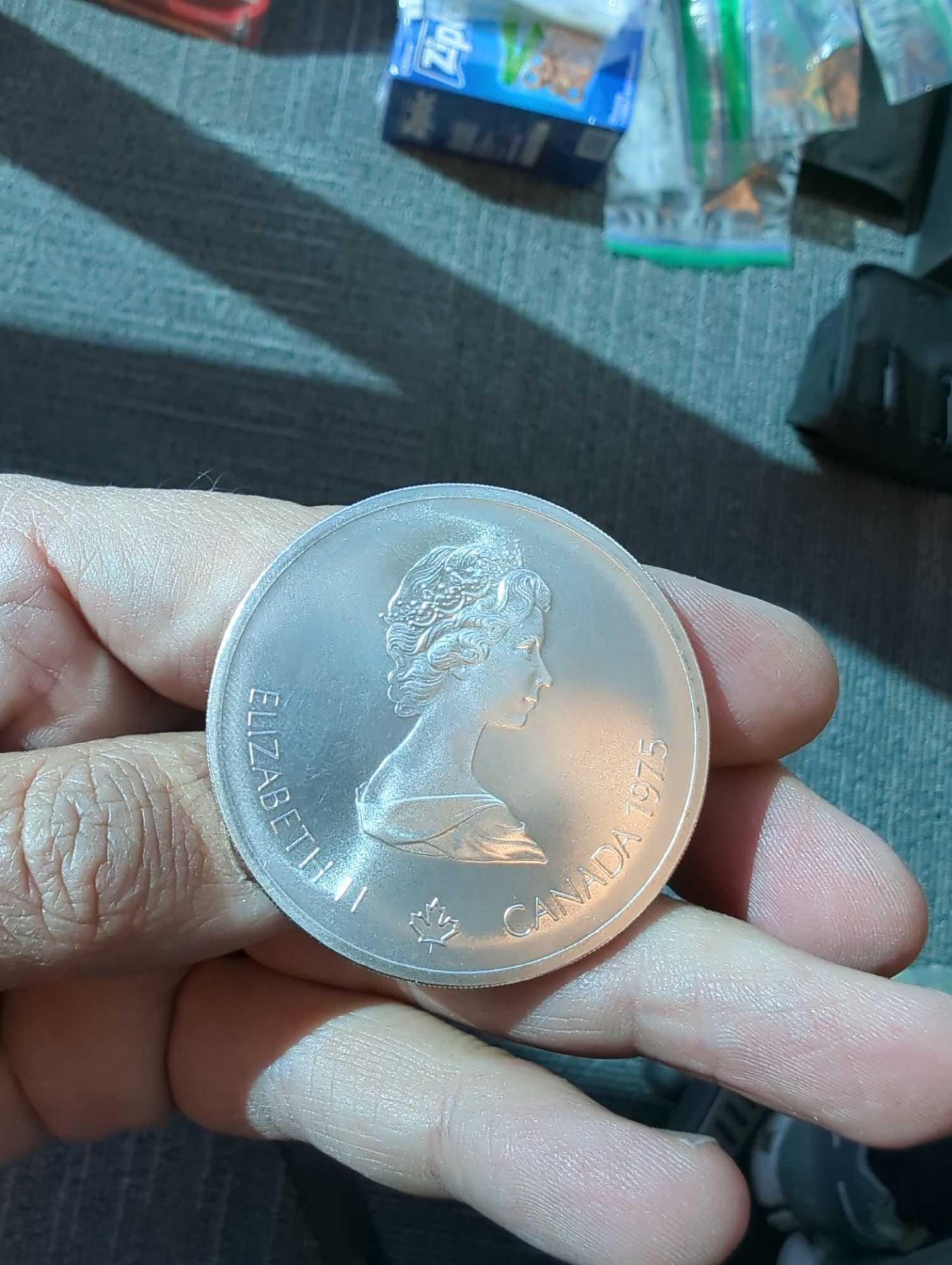 1975 Canada Queen Elizabeth Olympics Silver 10 Dollar Coin - Image 4 of 4