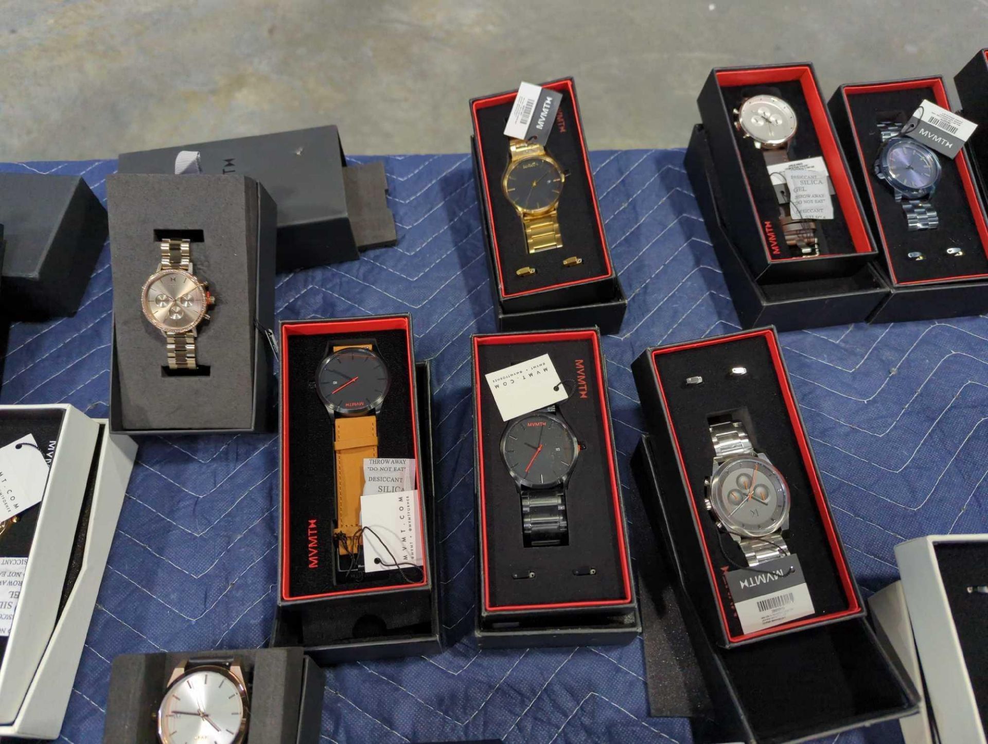22 MVMT watches - Image 6 of 8