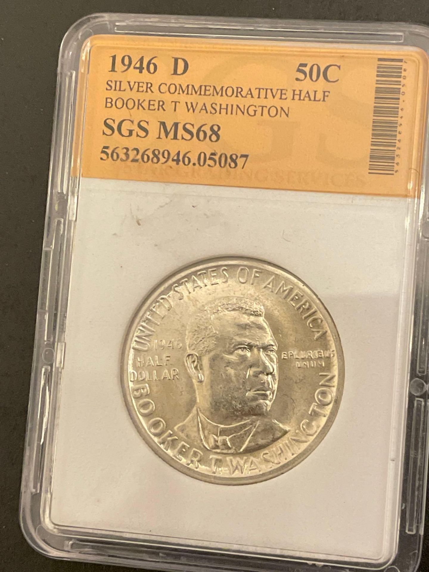 1946 Booker T Washington silver coin - Image 2 of 4