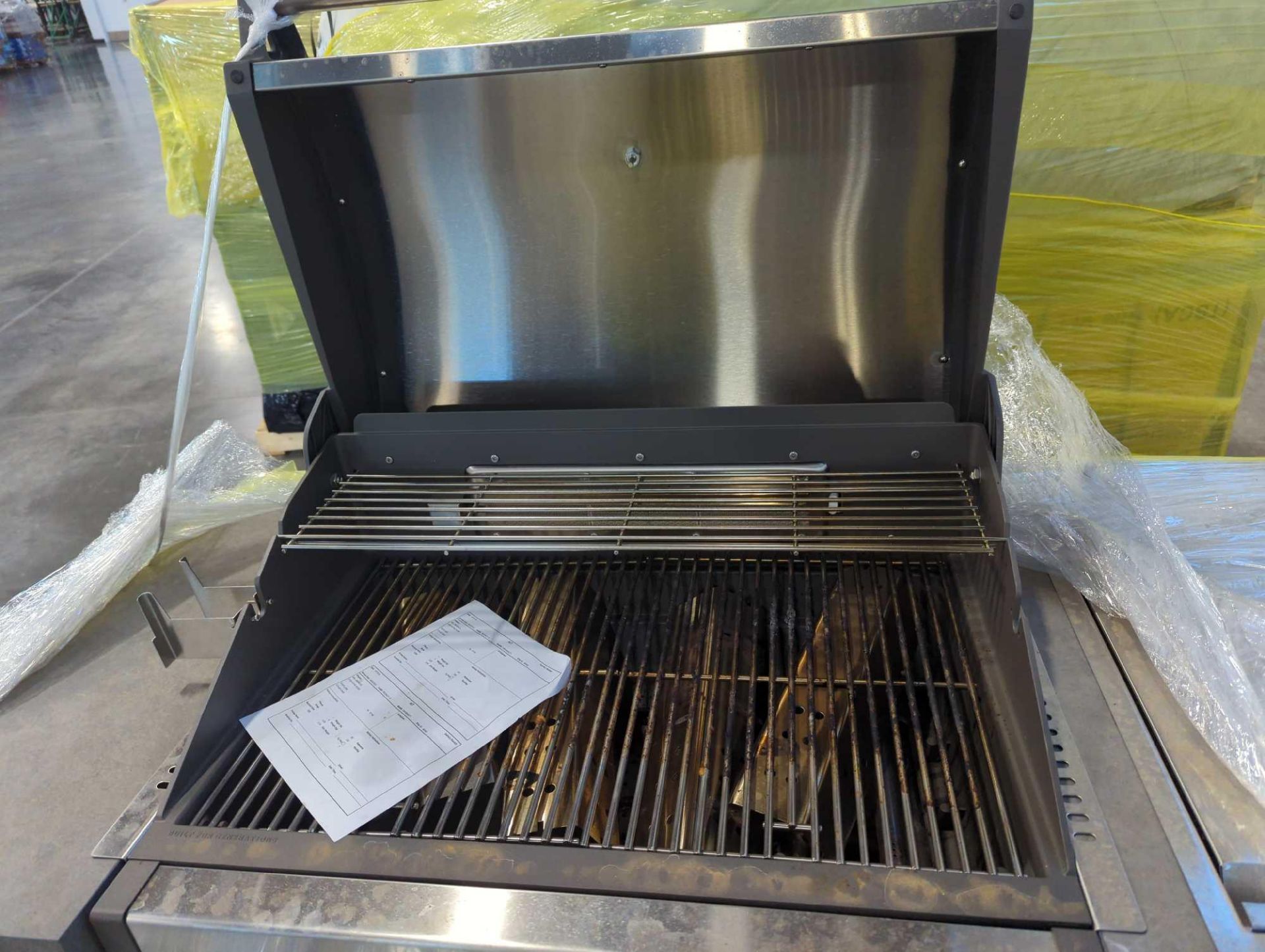 used grill - Image 4 of 4