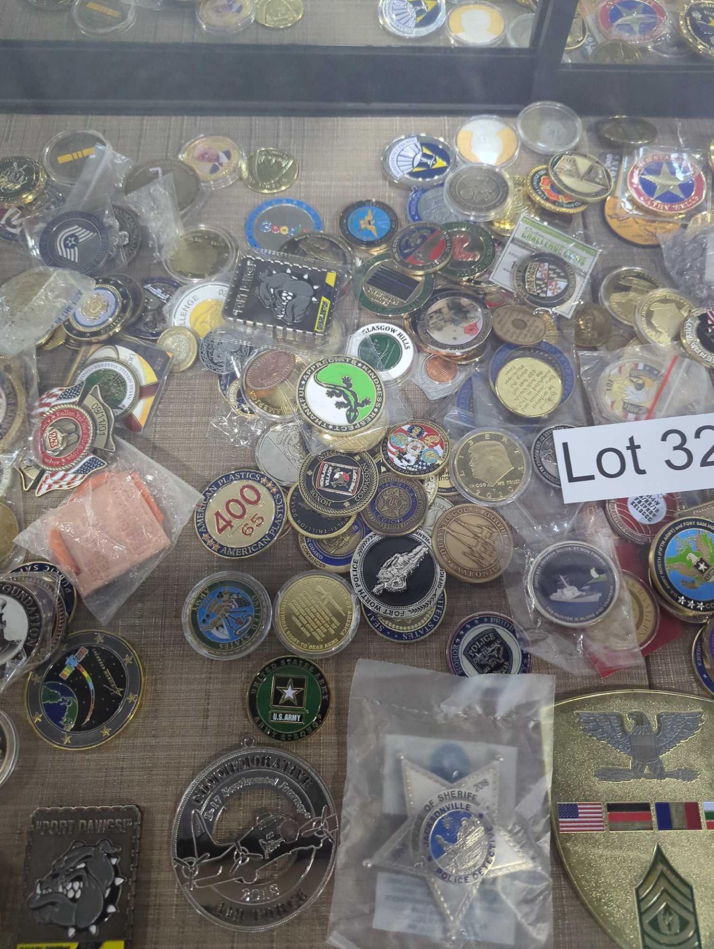 miscellaneous challenge coins and commemorative coins - Image 4 of 6