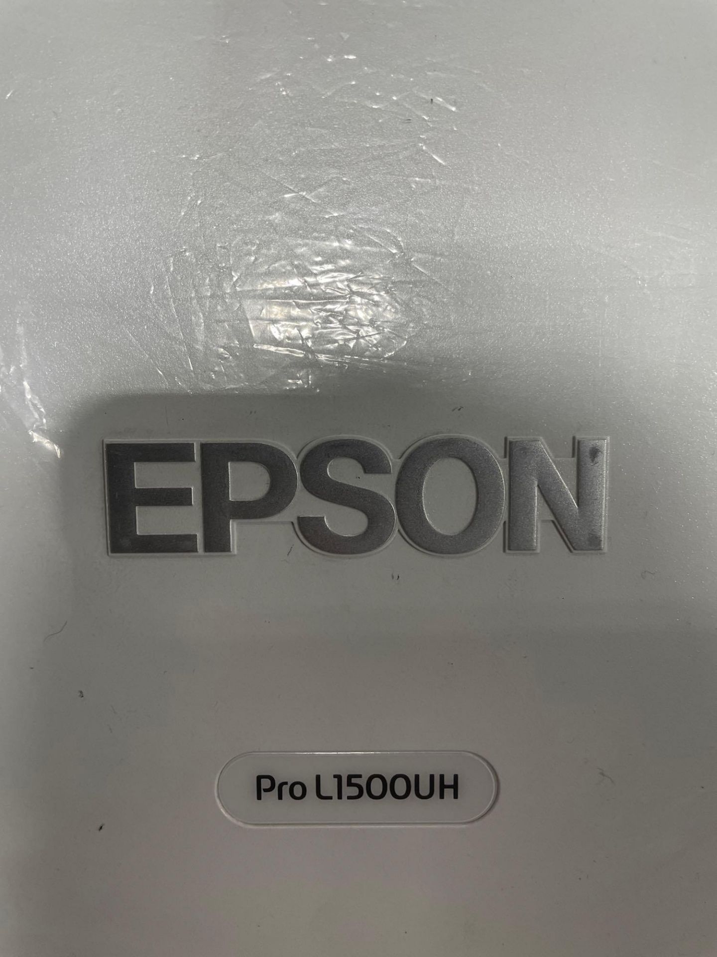 Epson PRO L1500UH Projector - Image 2 of 6