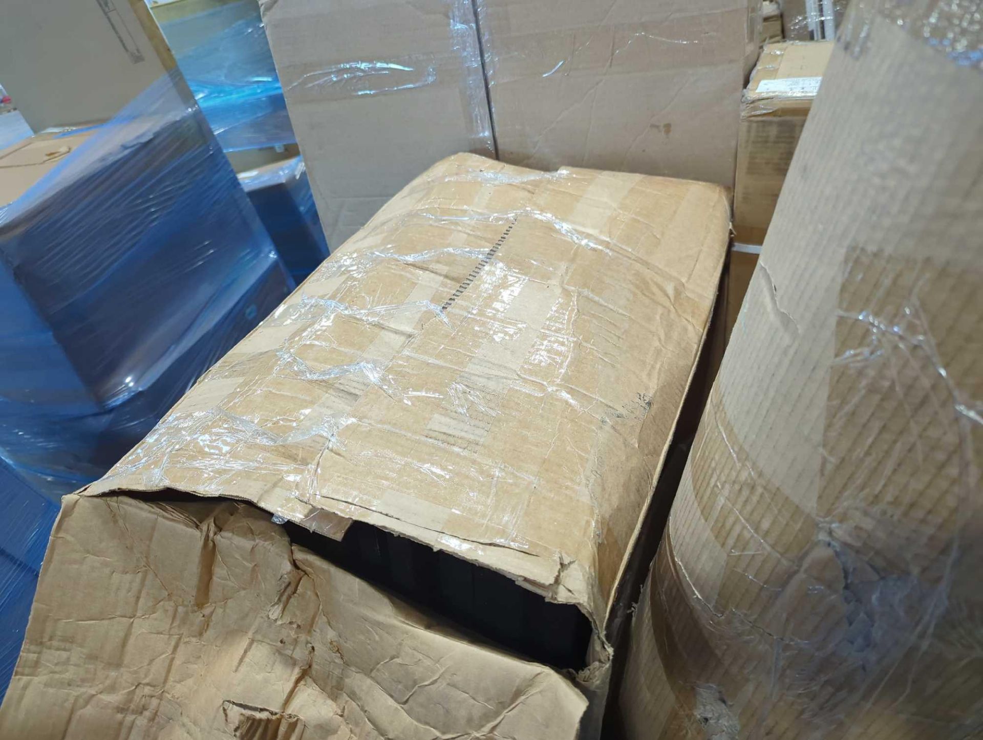 two pallets - Image 10 of 11