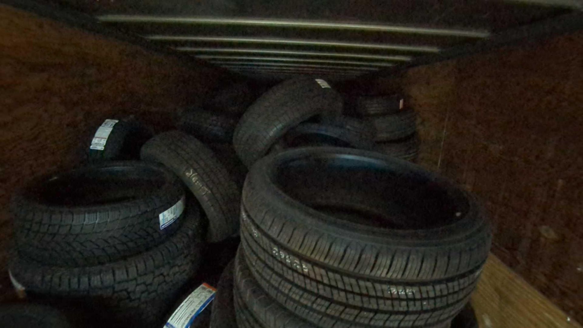 TIRES - Image 11 of 13