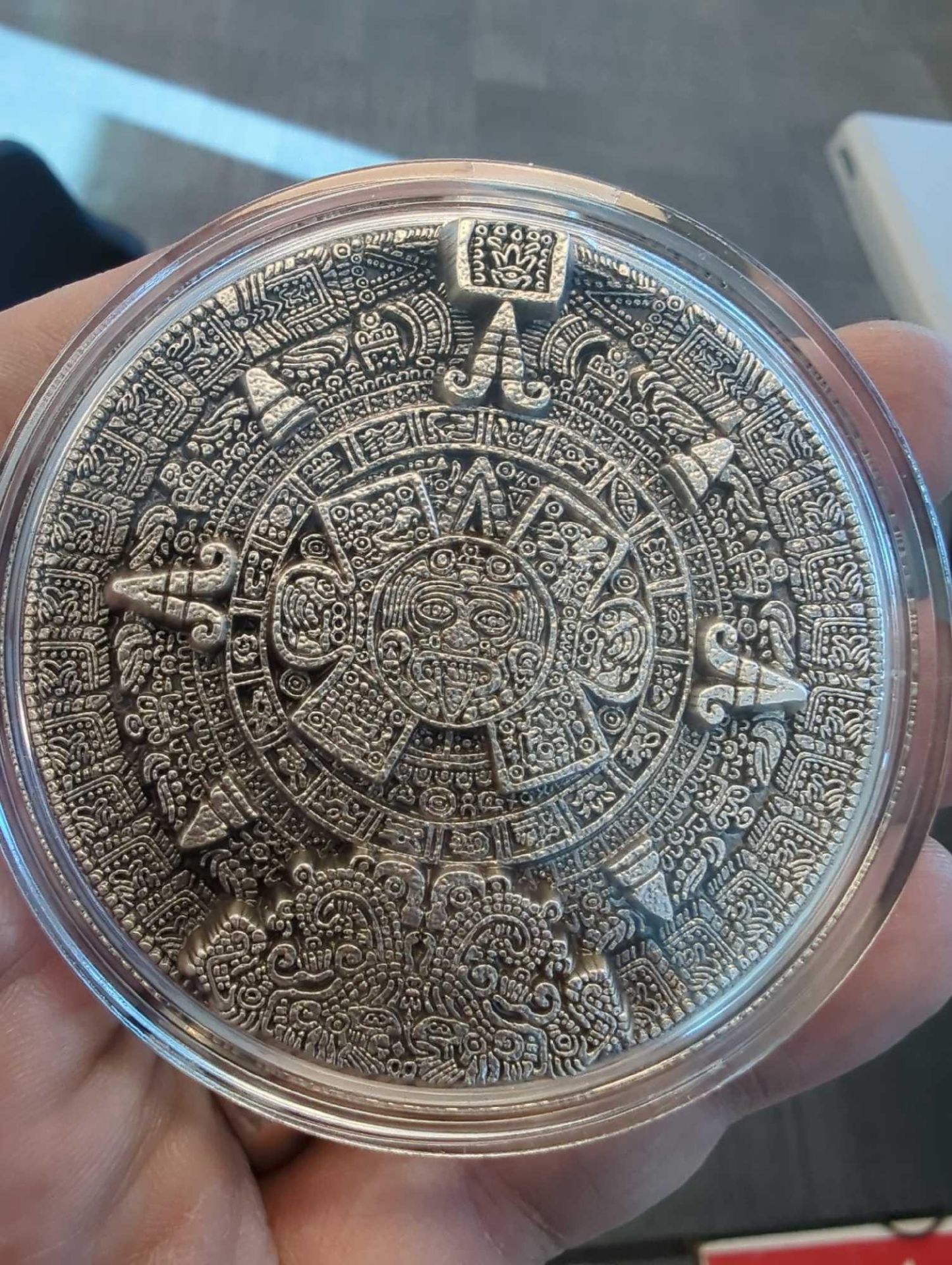 2022 South Korea 2-oz Silver Aztec Sun Stone High Relief Stacker Medal w/Antique Finish - Image 3 of 4