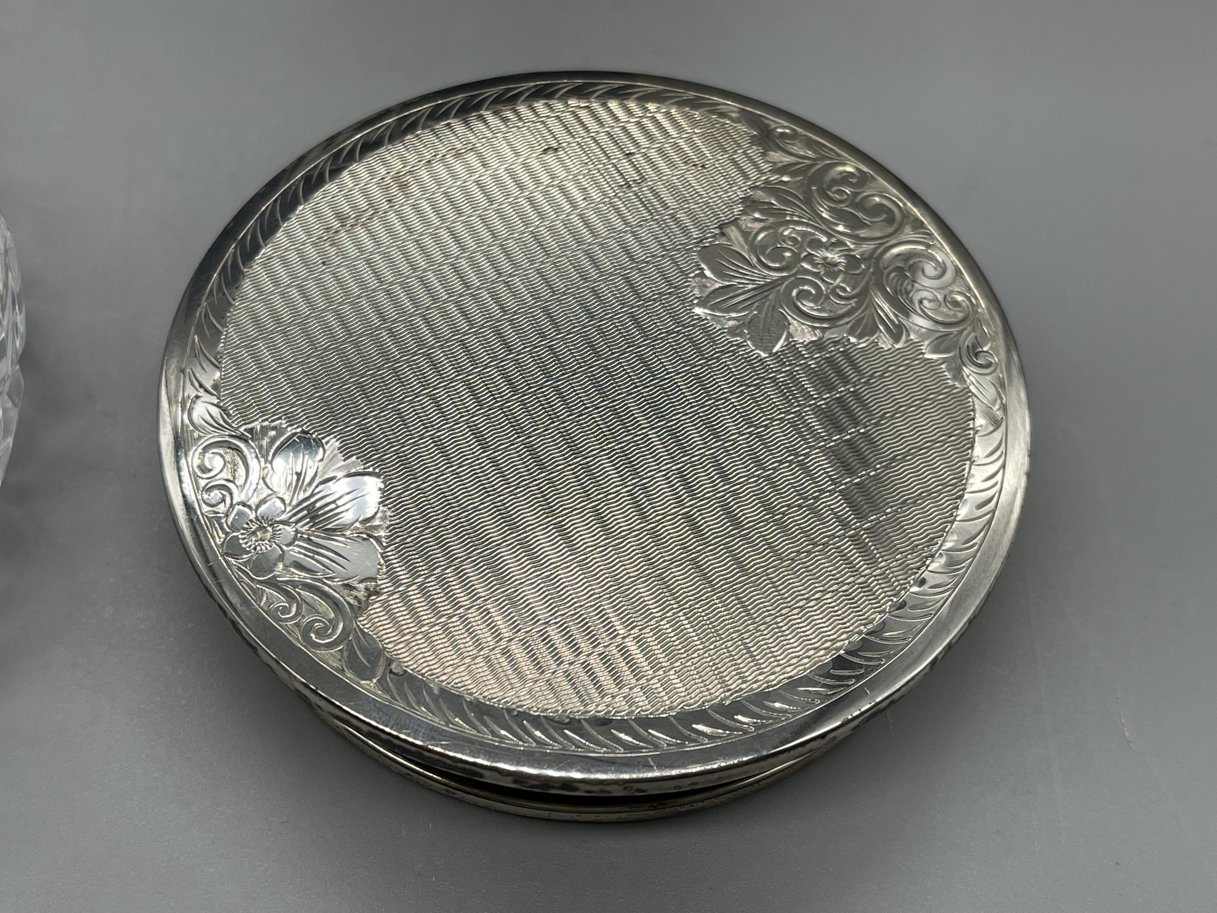 Hallmarked Broadway & Co Silver Top and Crystal Dr - Image 7 of 24