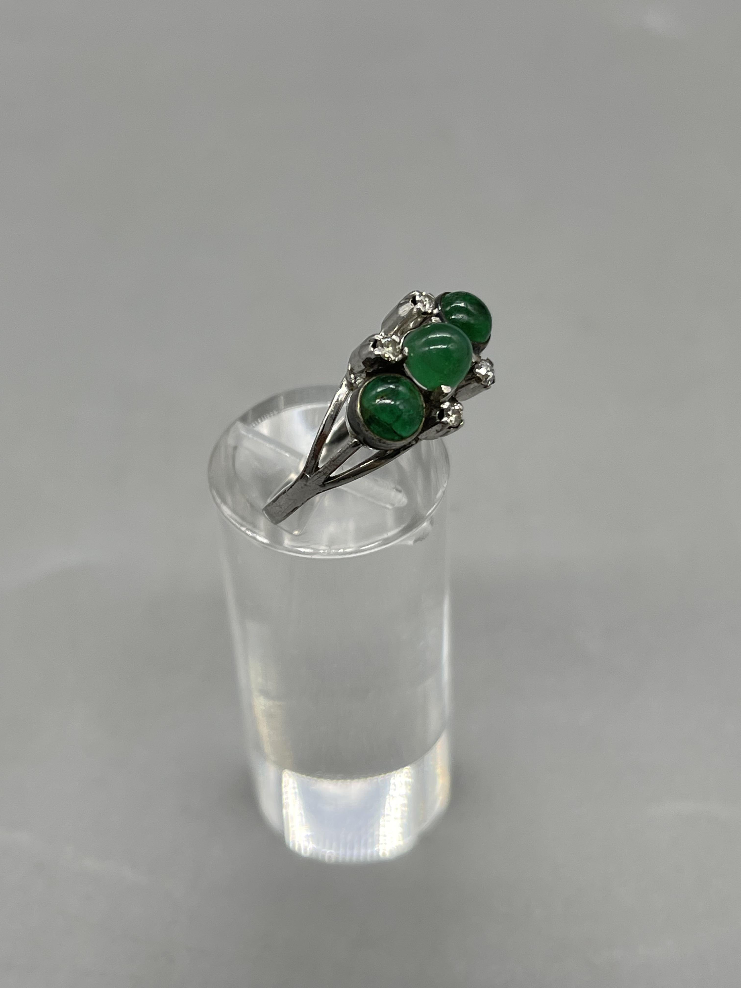 Unhallmarked 9ct White Gold, Green Gemstone Ring, - Image 6 of 9