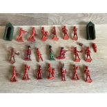 Quantity of plastic soldier figures and others