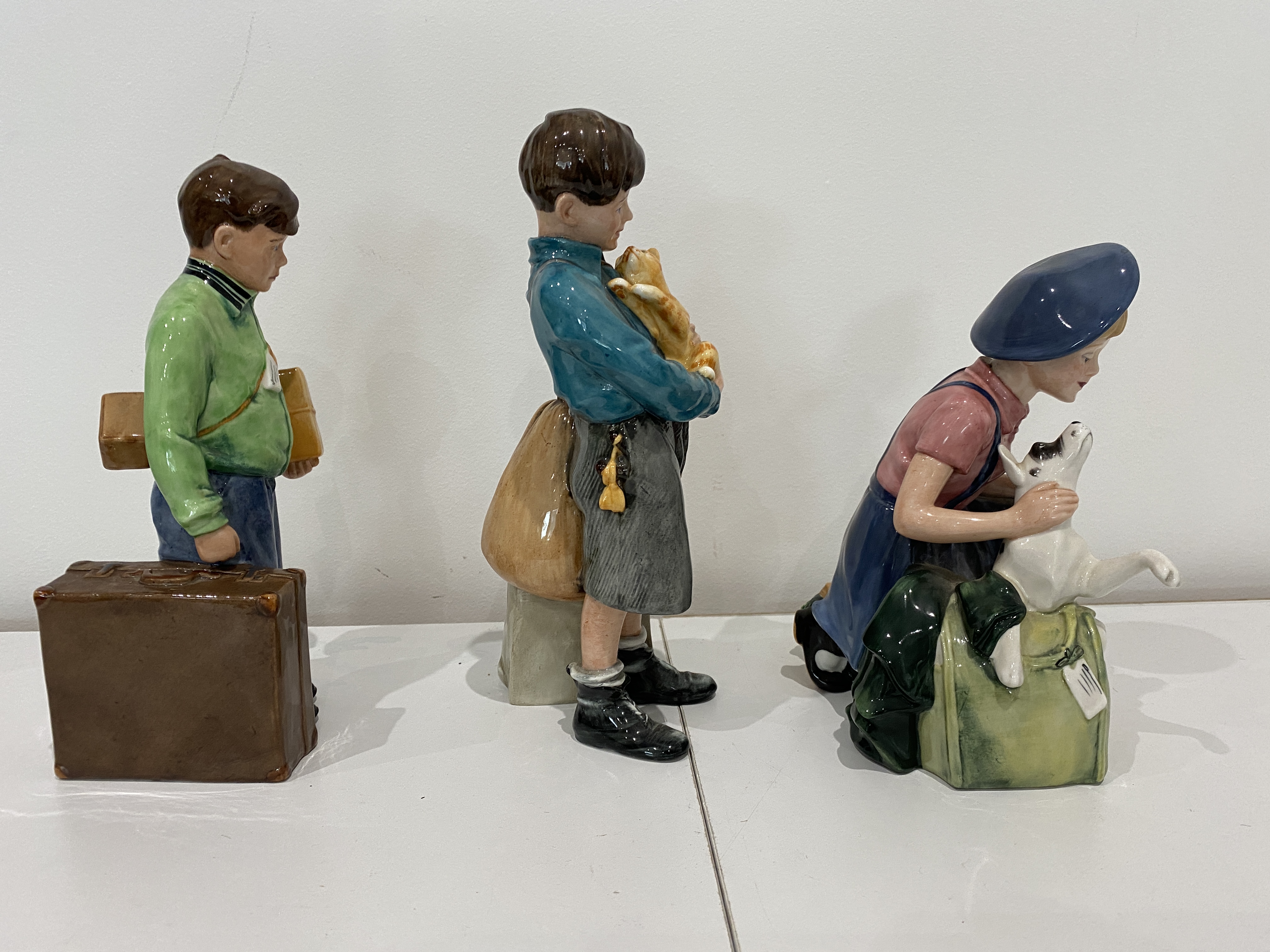 Royal Doulton - The Boy Evacuee, Welcome Home, The - Image 4 of 9