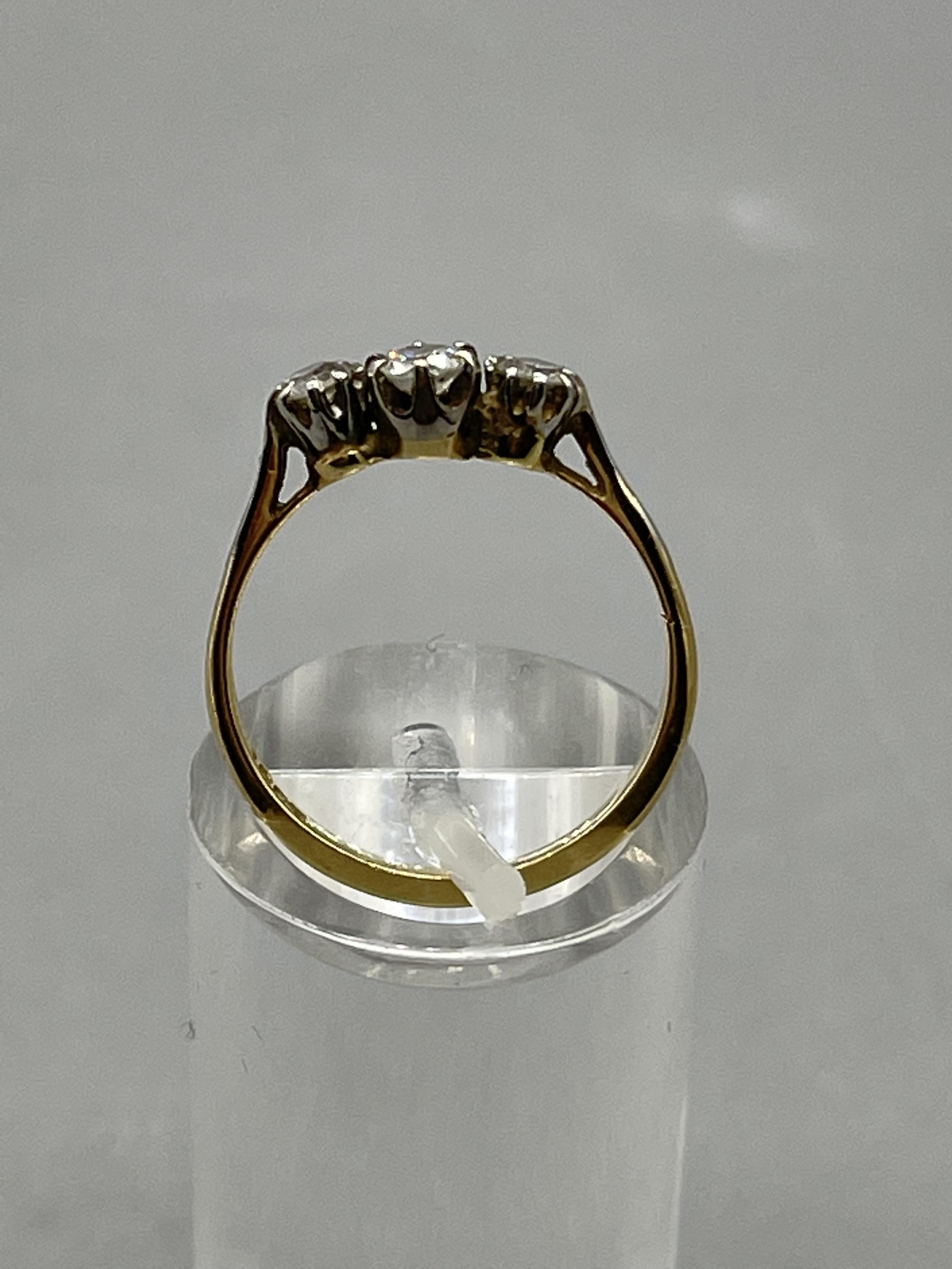 Three Stone Diamond Ring - Image 5 of 8