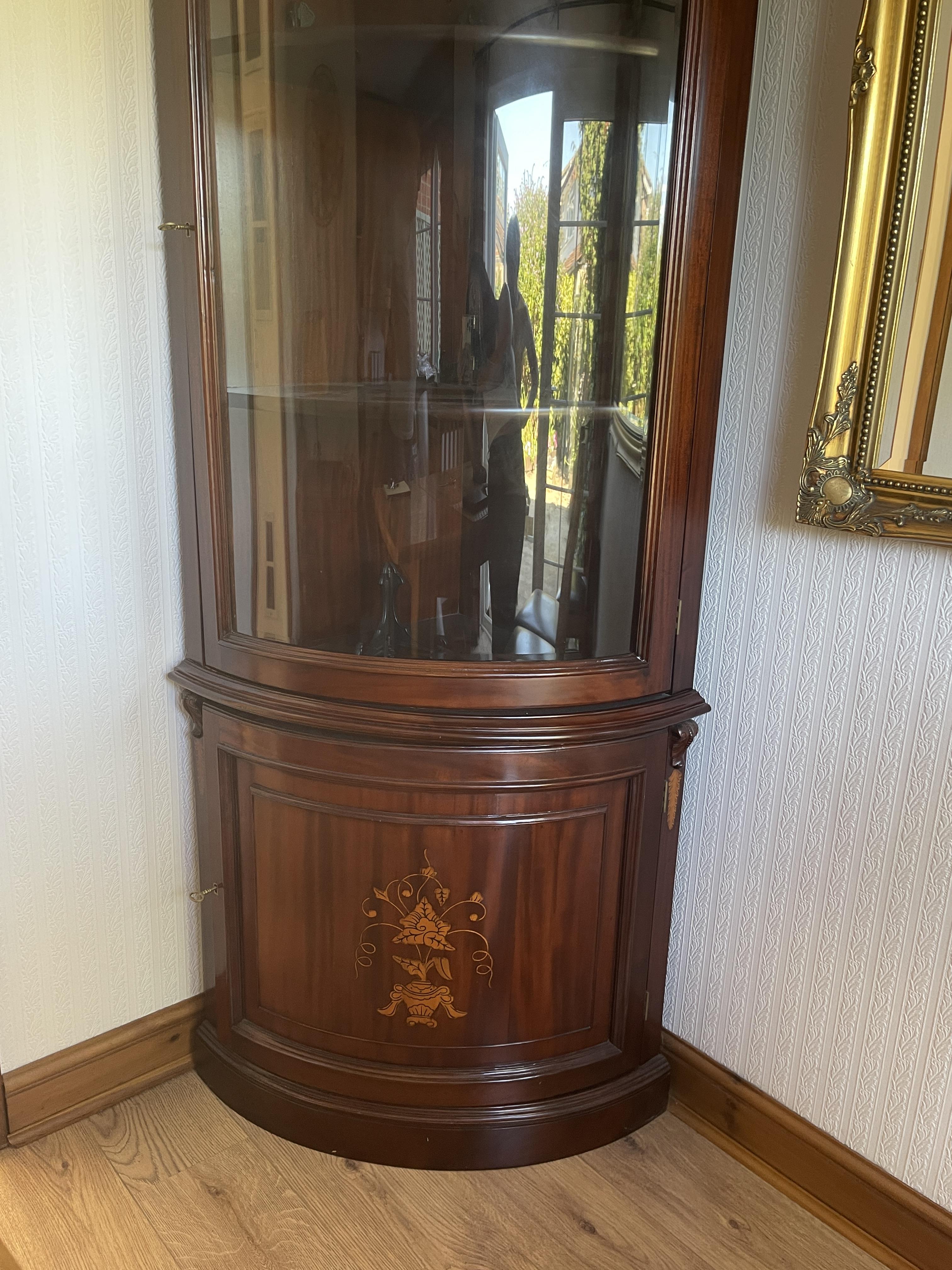 A mid to late 20th century mahogany bow fronted double corner cabinet. - Image 3 of 23