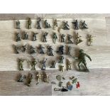 Quantity of assorted toy soldiers