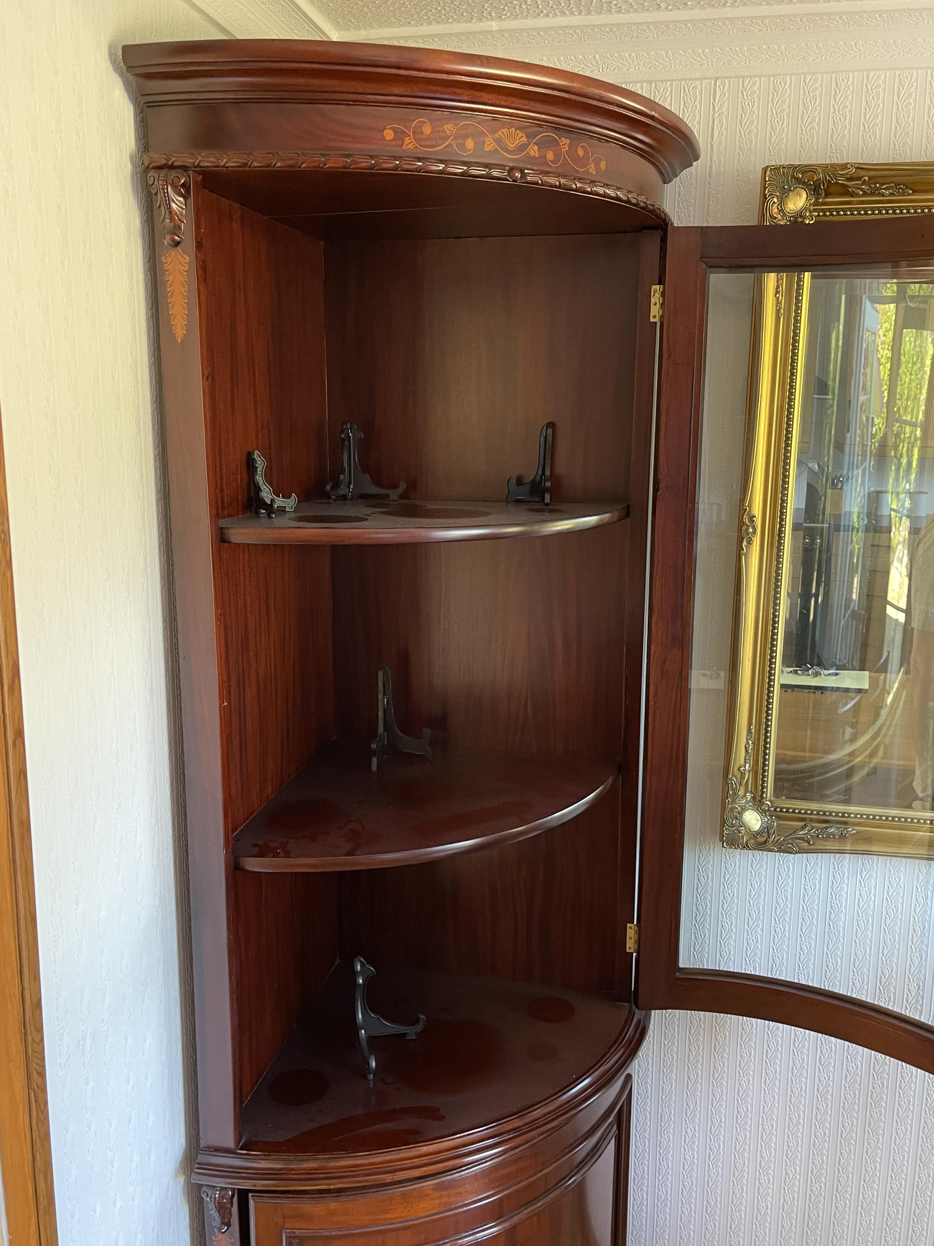 A mid to late 20th century mahogany bow fronted double corner cabinet. - Image 18 of 23