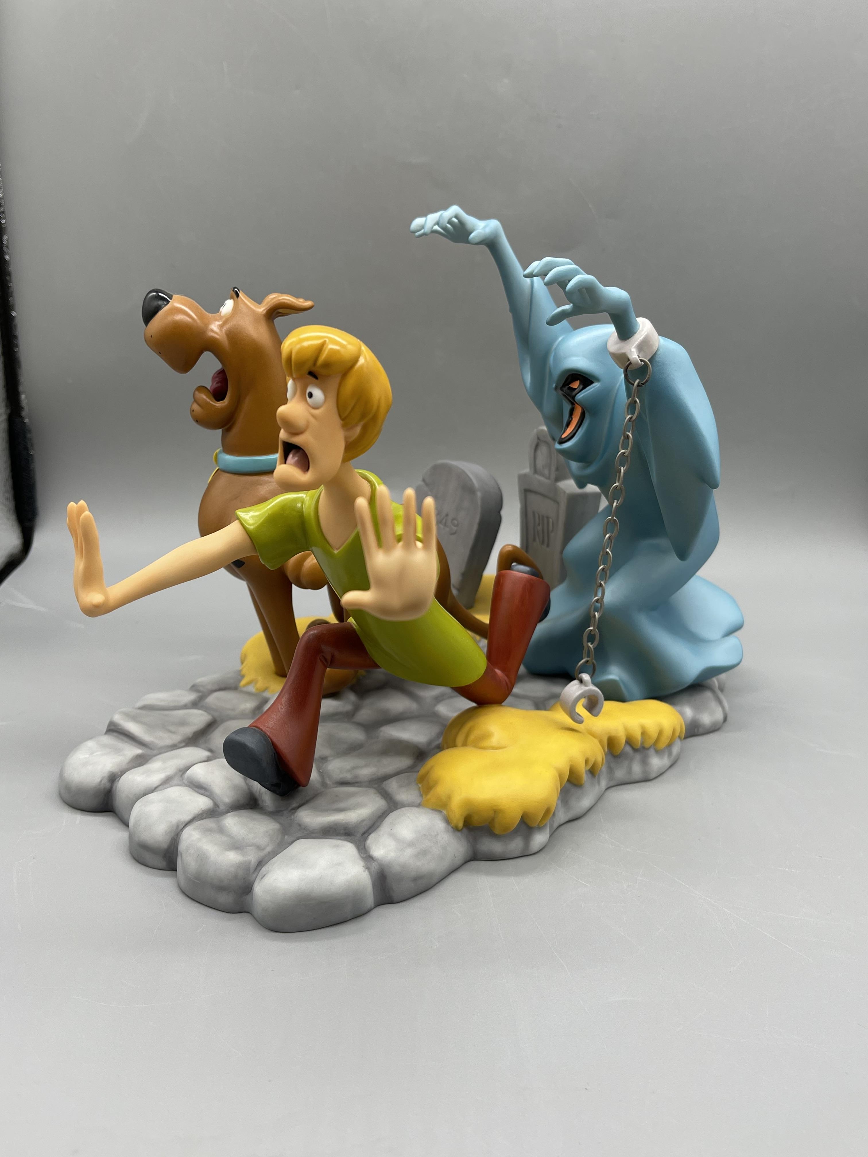Boxed Wedgewood - Scooby-Doo! - Let's get outta he - Image 11 of 17