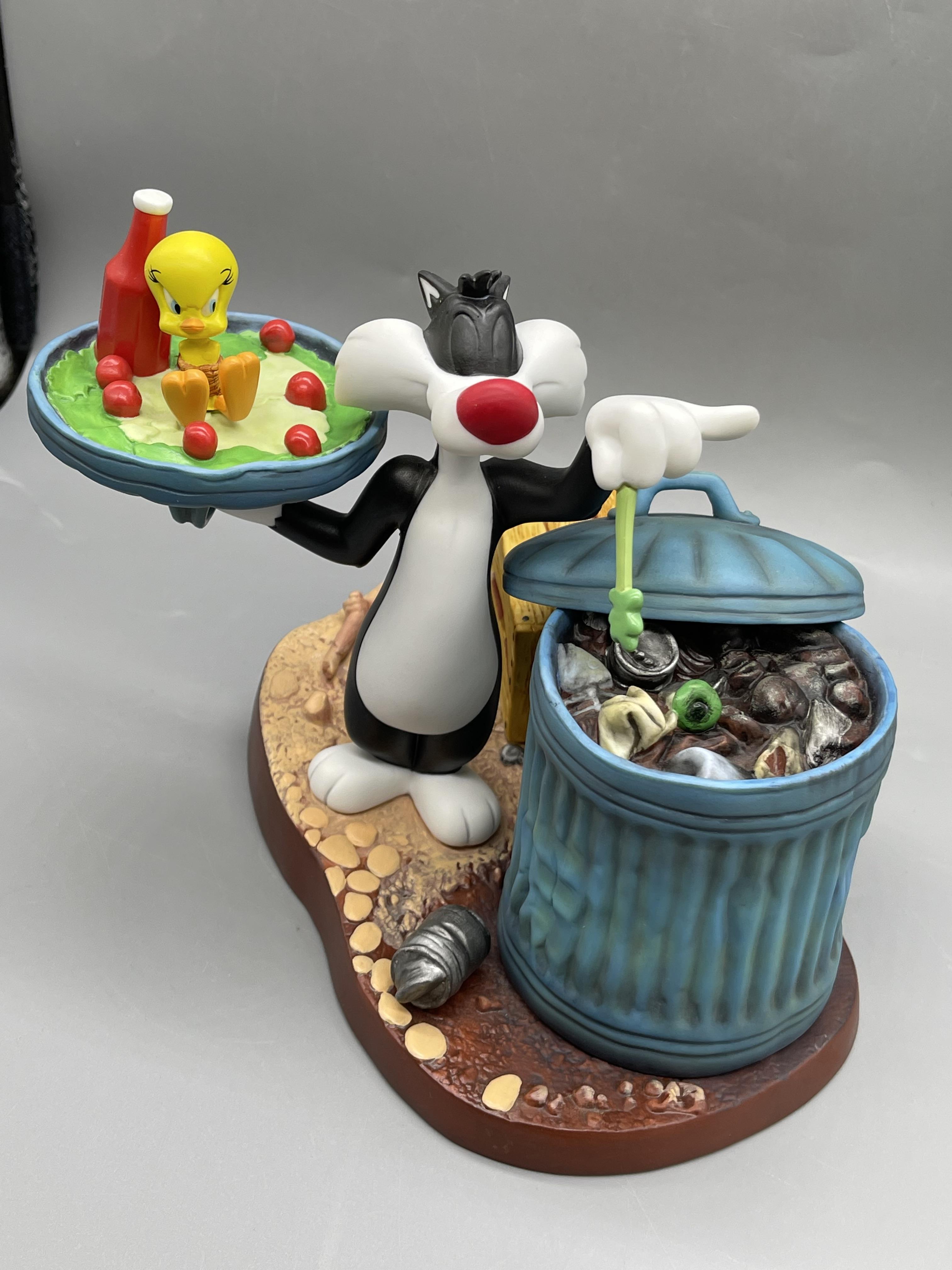 Boxed Wedgewood - Looney Tunes - Sylvester's Buffe - Image 15 of 18