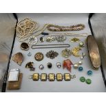 Assorted Dress Jewellery to include Antique Brooch