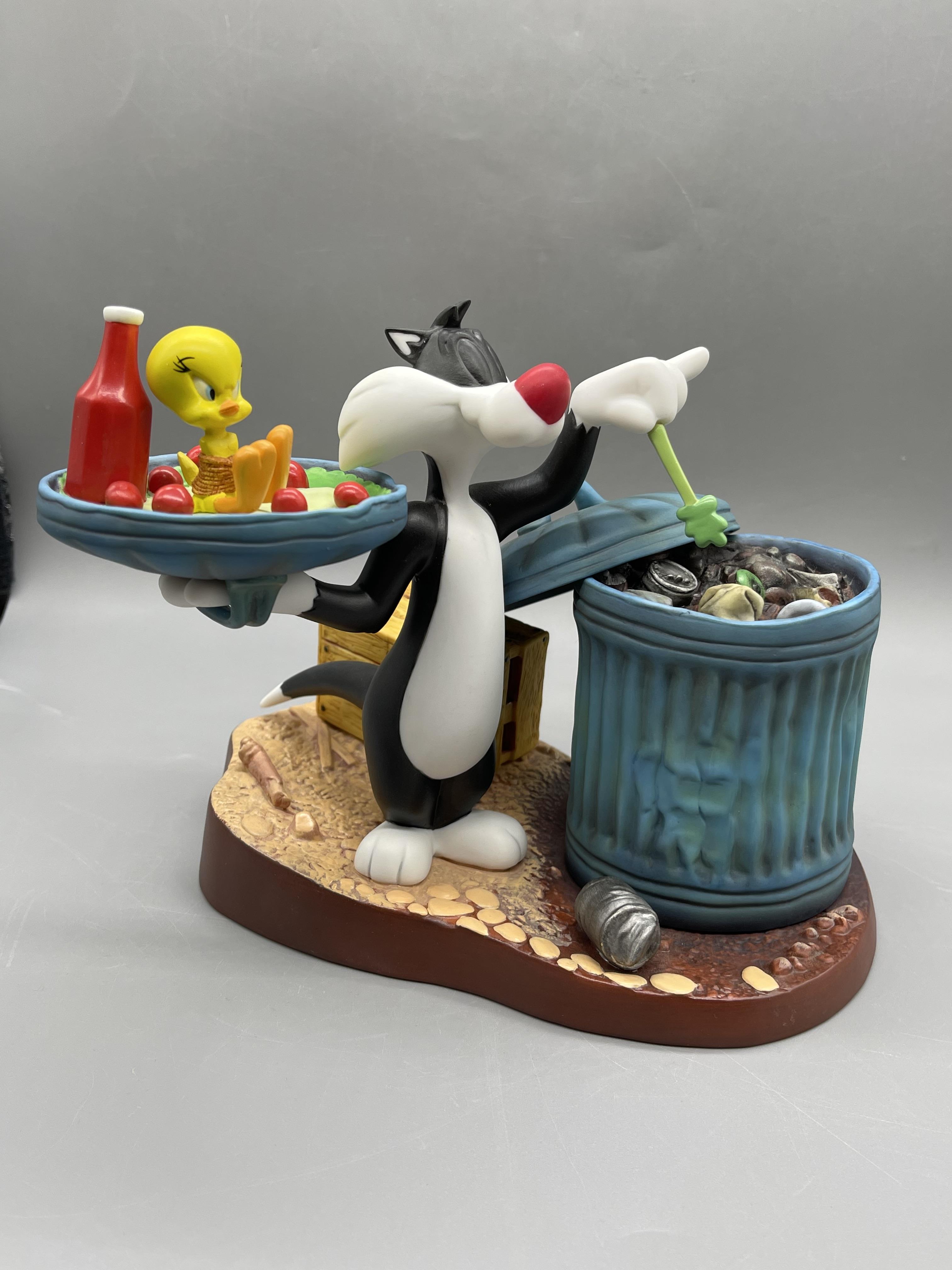 Boxed Wedgewood - Looney Tunes - Sylvester's Buffe - Image 11 of 18