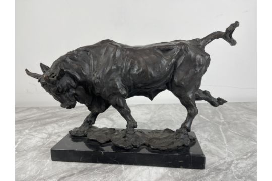 Bronze - Bull, signed GVINO, on marble base. - Image 9 of 14