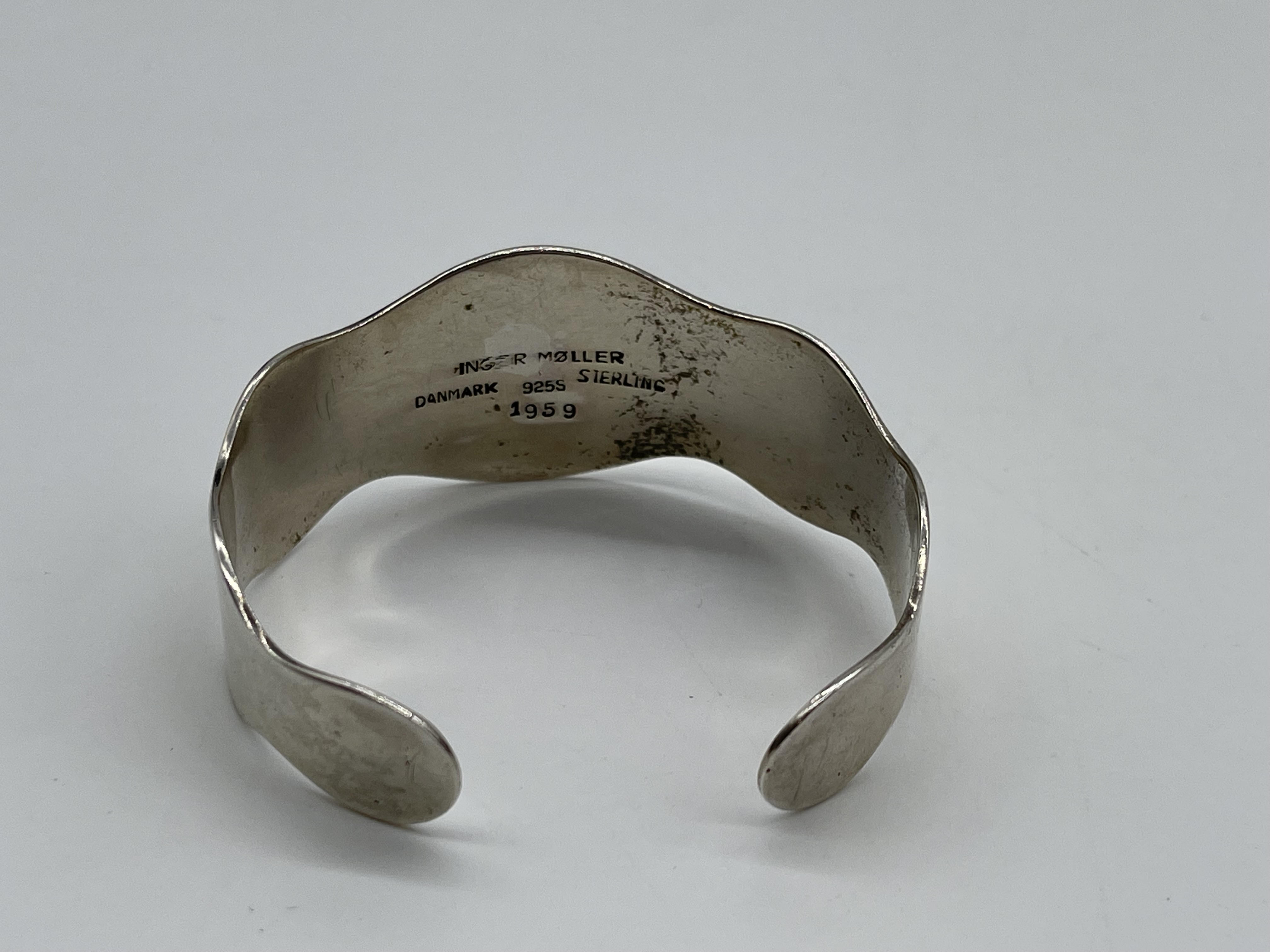 Collection of Vintage HM Silver Bangles and HM Sil - Image 6 of 11