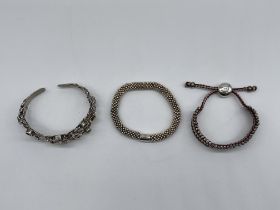 Two HM Silver Links London Bracelets along with Un