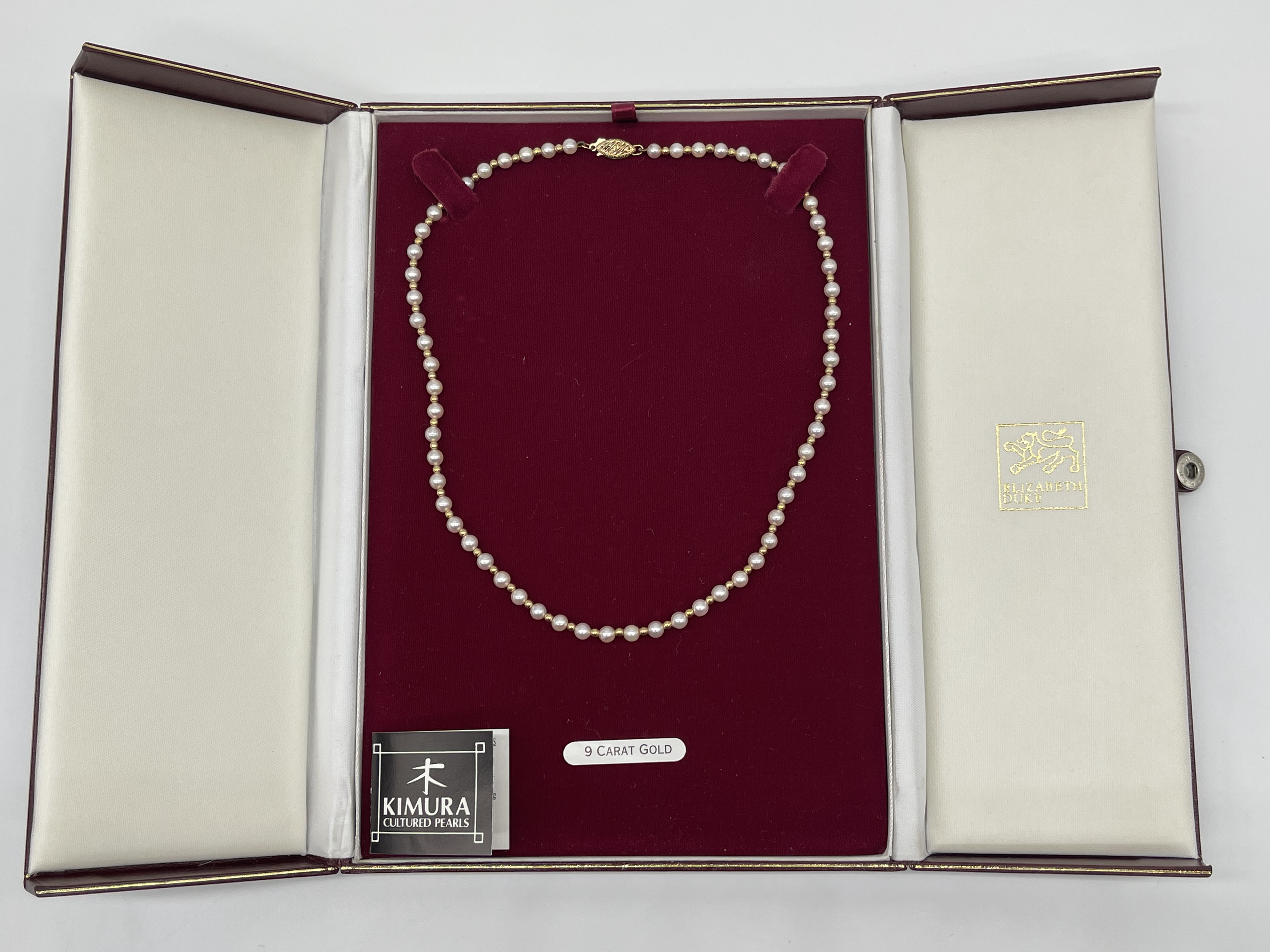 Cultured Pearl Necklace with 9ct Gold Clasp and 9c