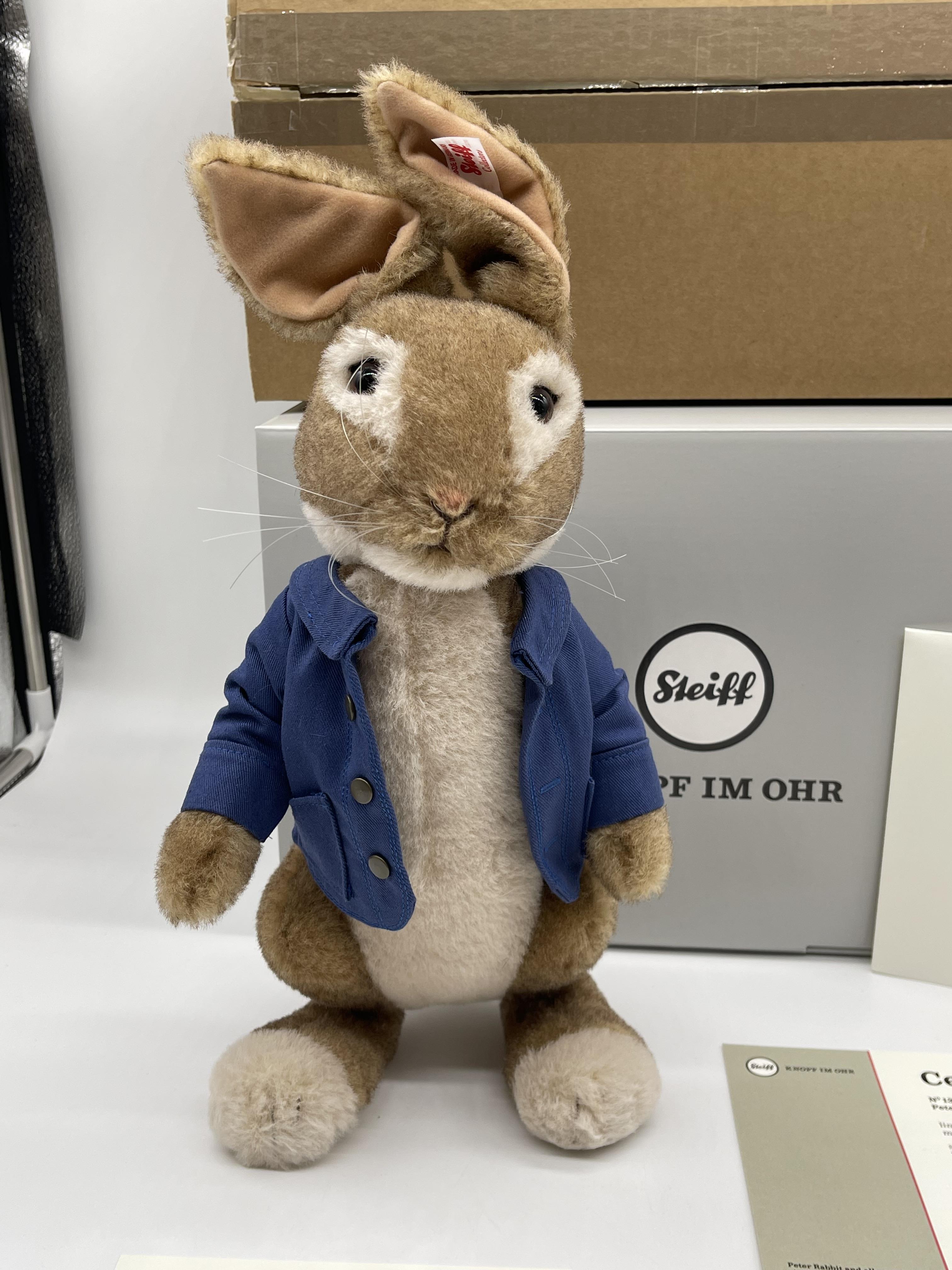 Boxed Steiff Peter Rabbit, Limited Edition, no 132 - Image 2 of 7