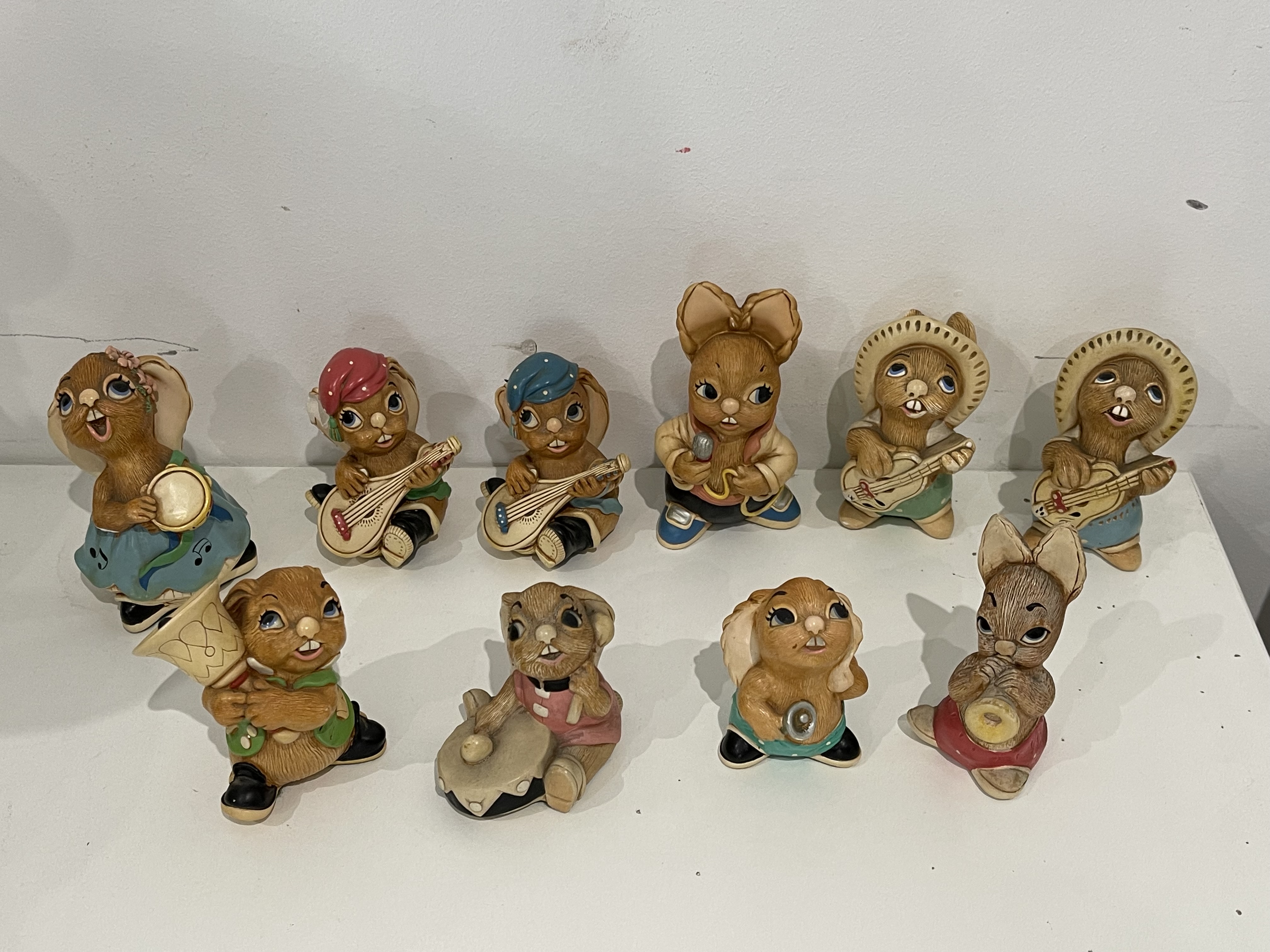 Very Large Collection of Pendelfin Figurines. - Bild 25 aus 55