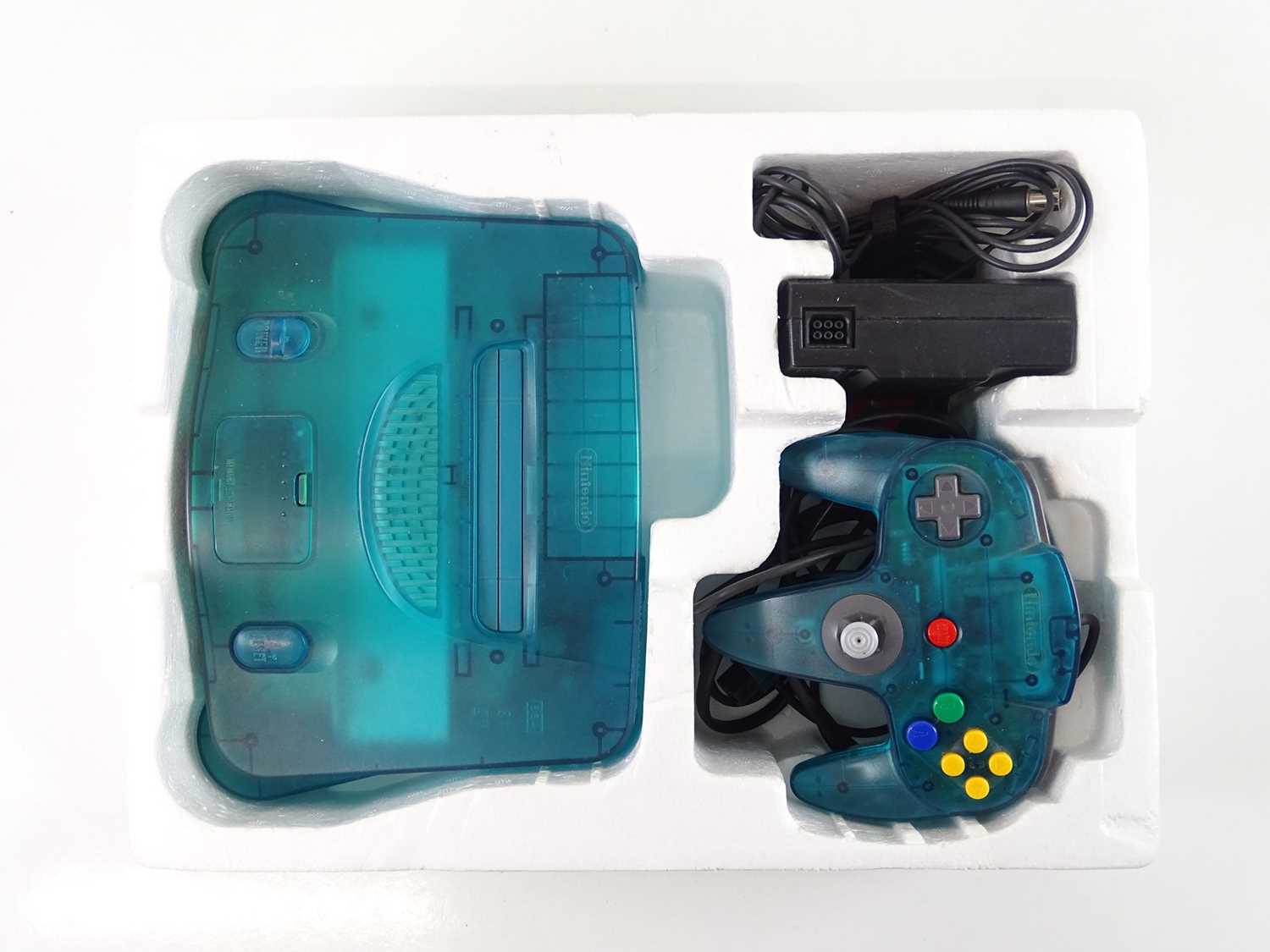 Nintendo 64 console - aqua blue see through - released in 2000 - NUS-S-TBF - in original box, - Image 2 of 4