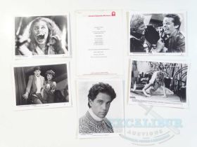 FRIGHT NIGHT (1985) - A set of front of house cards together with a press book - Flat/Unfolded (6 in