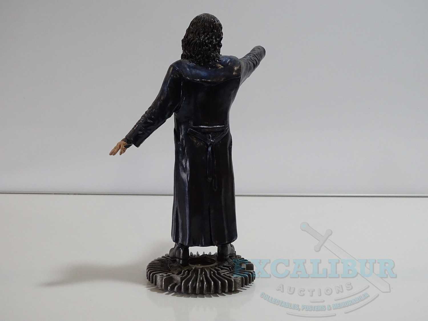 THE CROW (1994) - A unique handmade resin and metal sculpture of Brandon Lee as Eric Draven made - Image 2 of 2