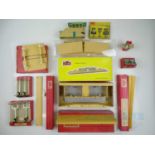 A quantity of mostly boxed HORNBY DUBLO stations and accessories - G in G boxes (where boxed) (12)