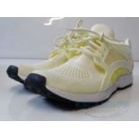 ADIDAS - Racer Lite EM W Trainers - White/Yellow/Black - UK 7 / US 8.5 - New / Unused / Boxed